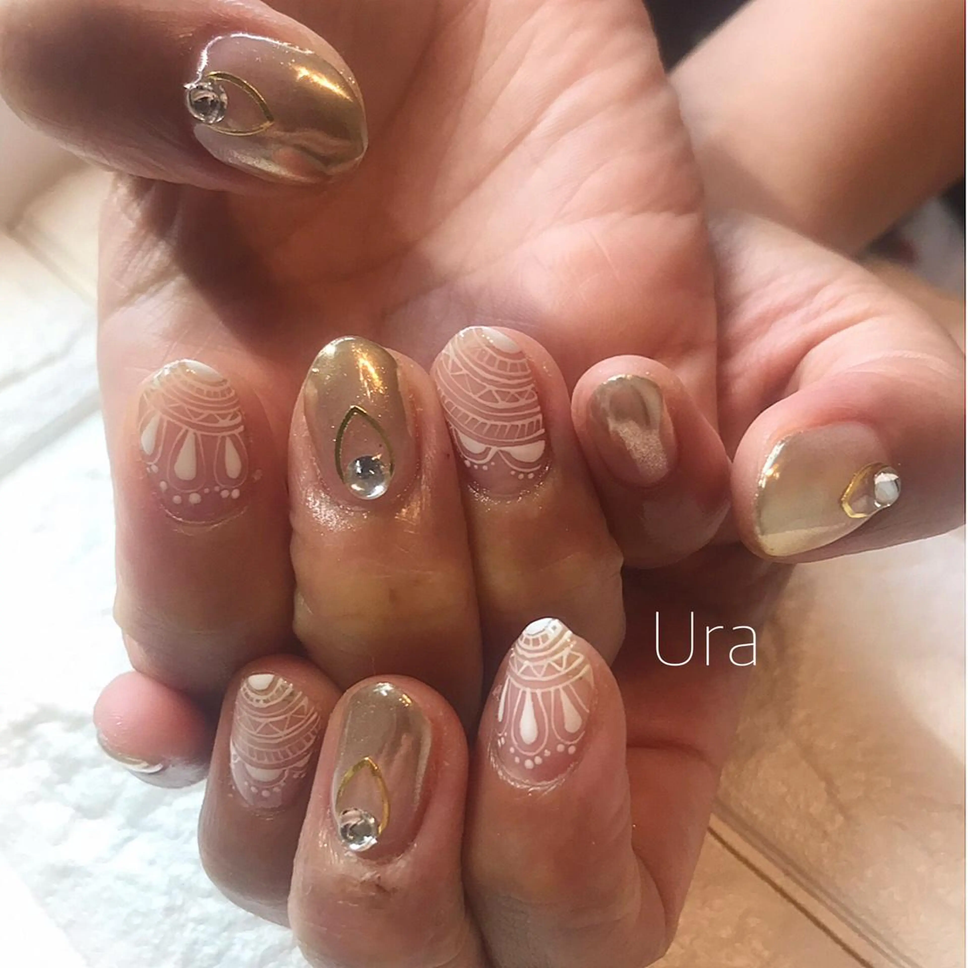 ネイル UrakoNail 《nail》のネイルデザイン