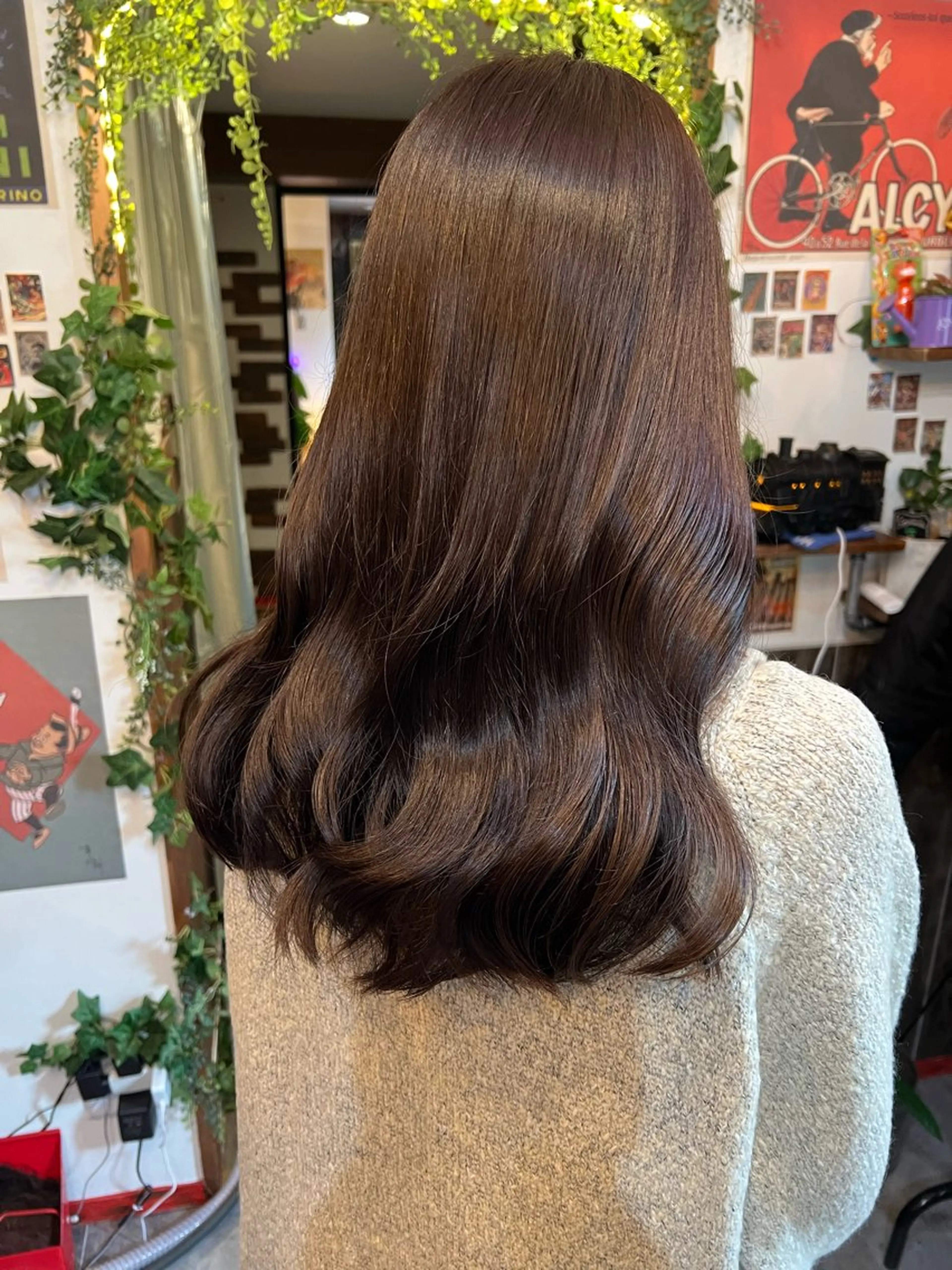 セミロング カラー カット ヘアカラー トリートメント カラーパティシエ facce🌼ikoのヘアスタイル