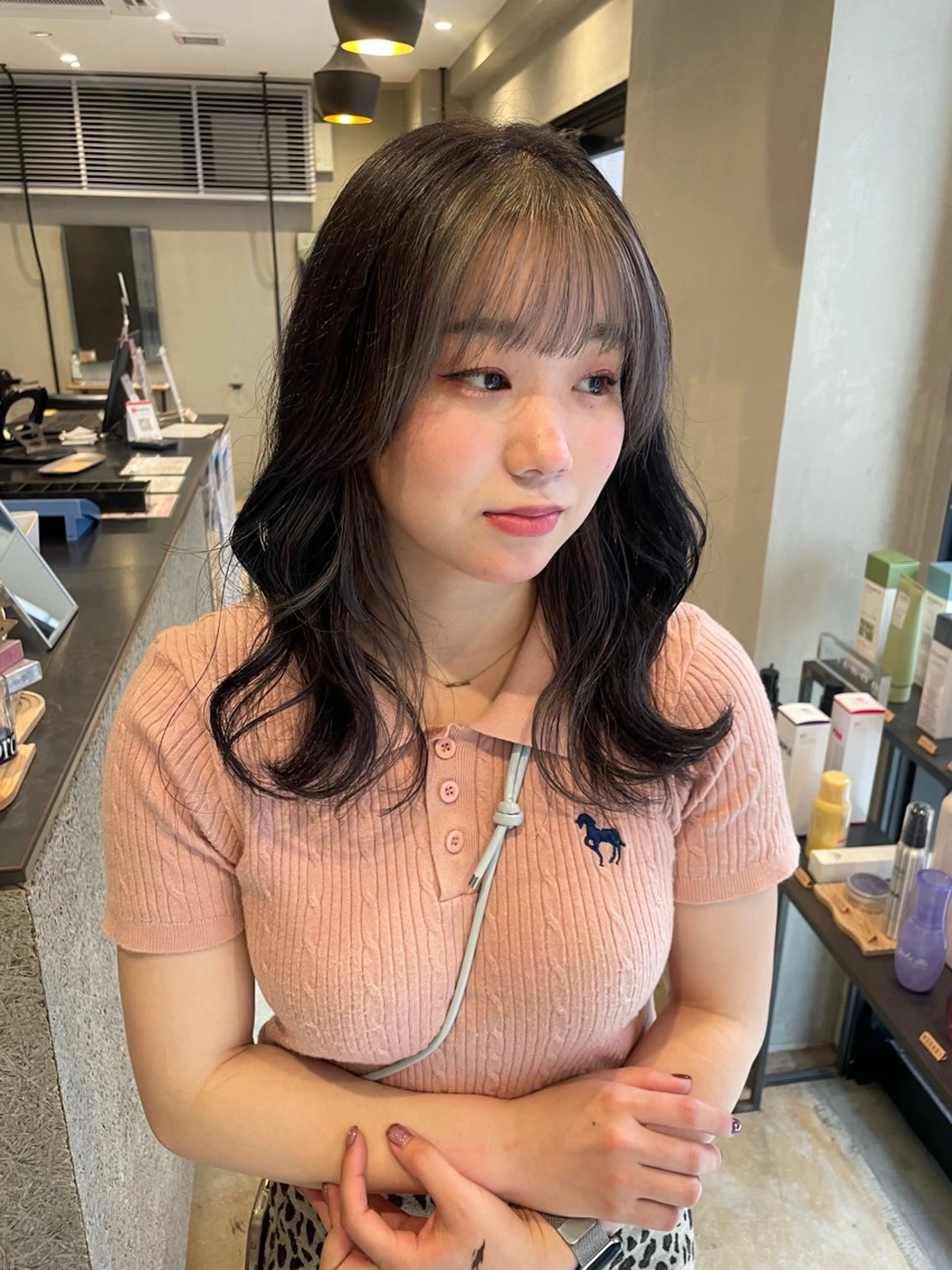 セミロング カラー レイヤーカット 博多/ブリーチ/レイ ヤーカット/莉子のヘアスタイル