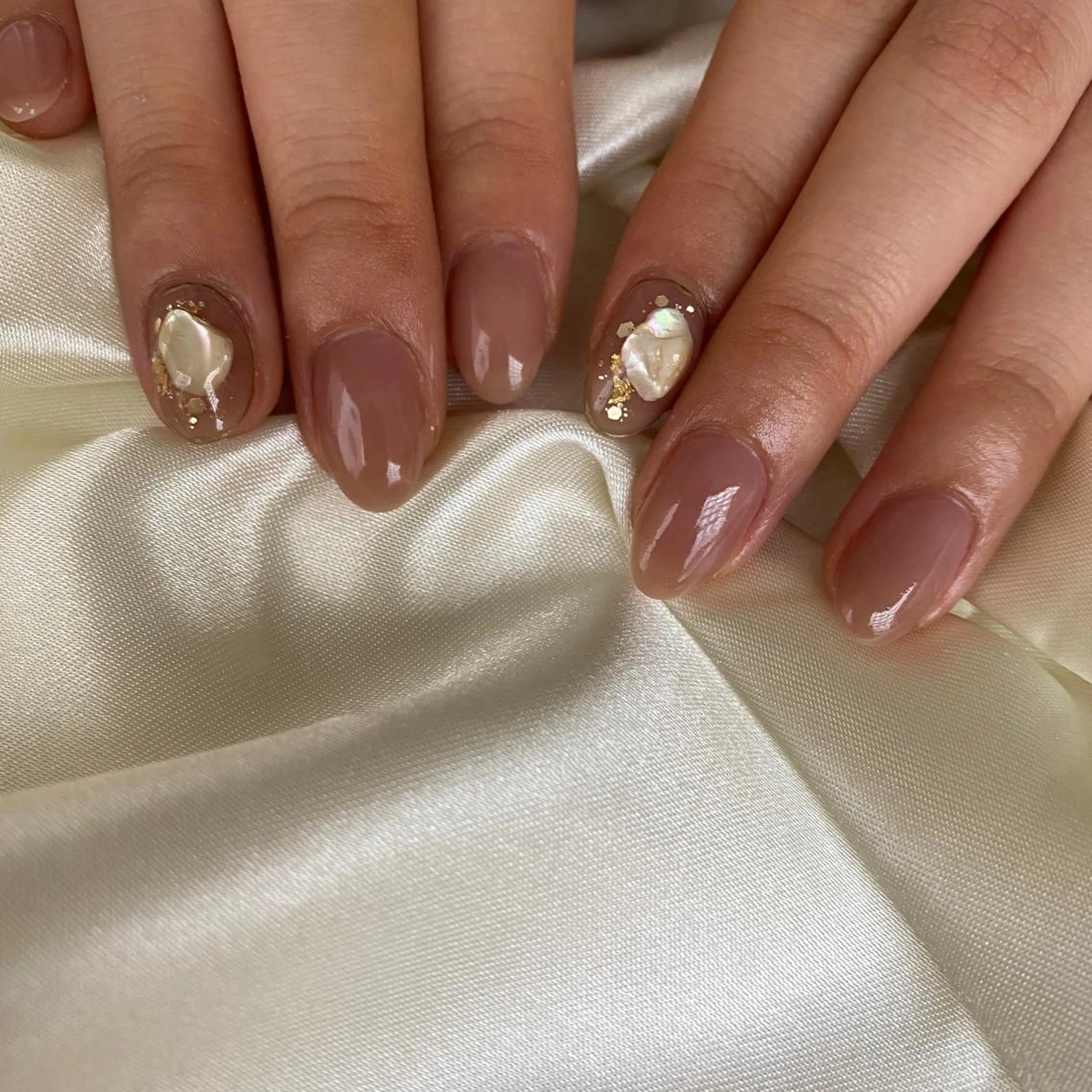 ネイル ハンドネイル 西岡 杏のネイルデザイン