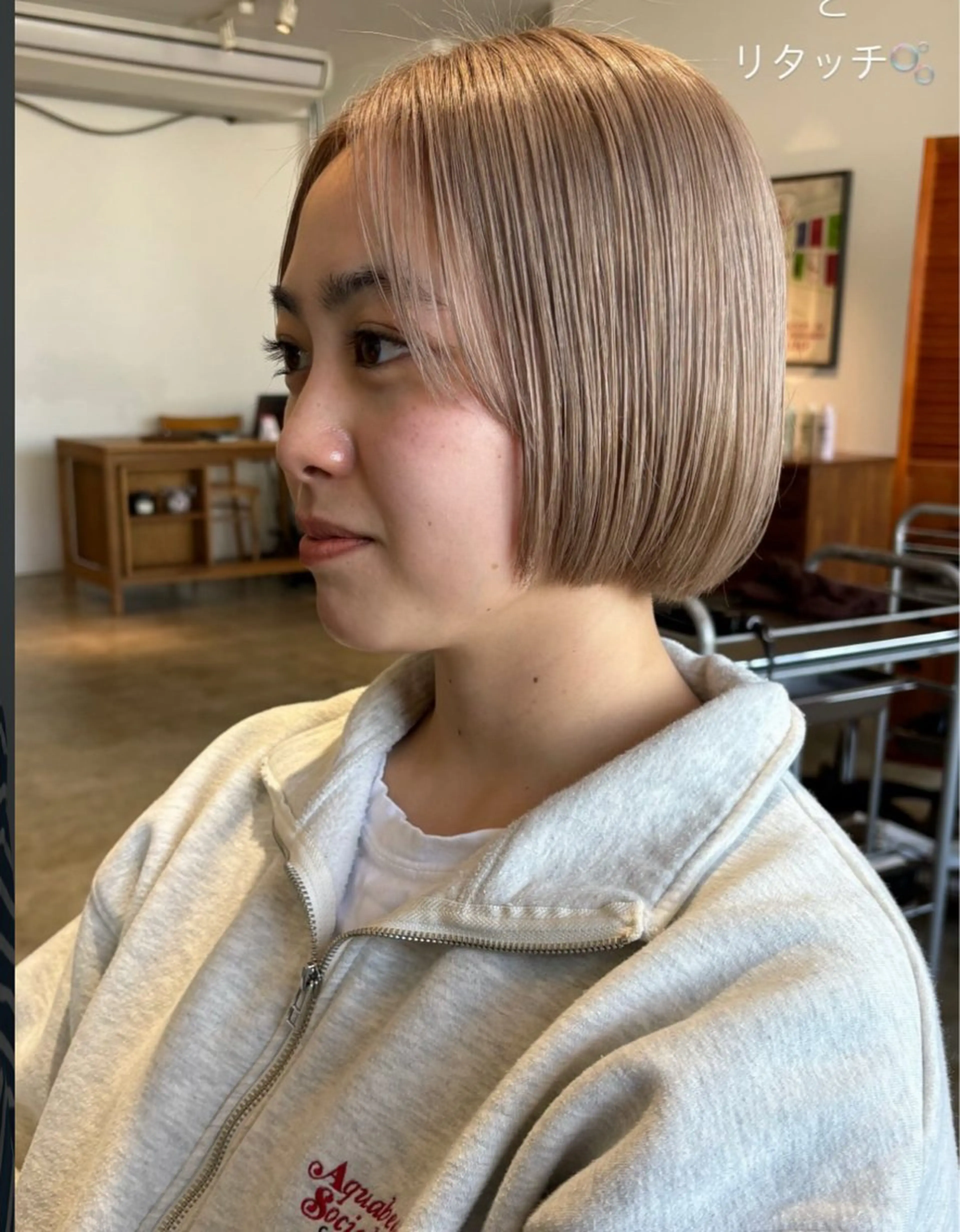 ショート カラー ベージュカラー ダブルカラー 松崎 めいのヘアスタイル