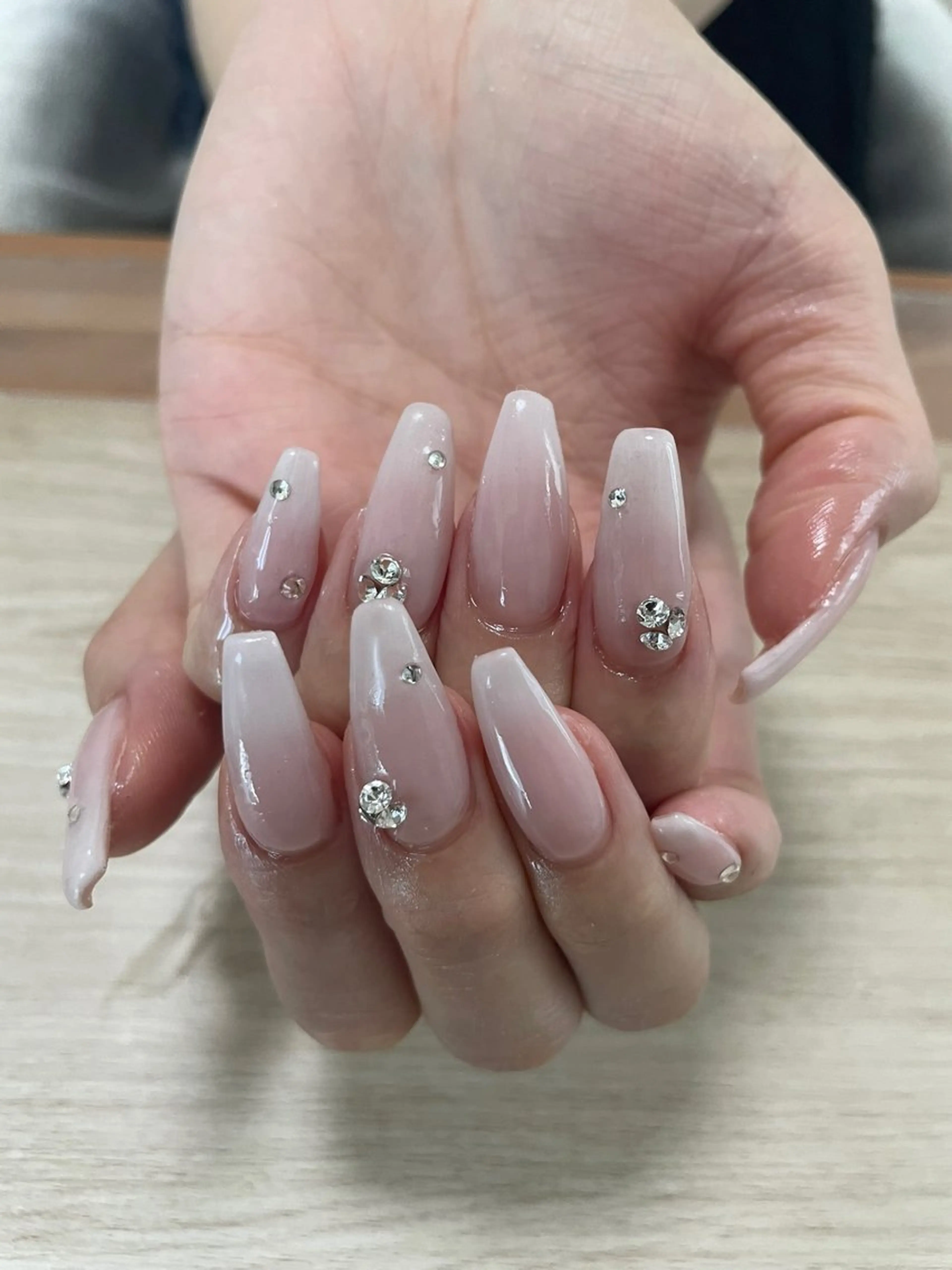 ネイル グラデーション シンプルネイル AZNAIL matsudaのネイルデザイン