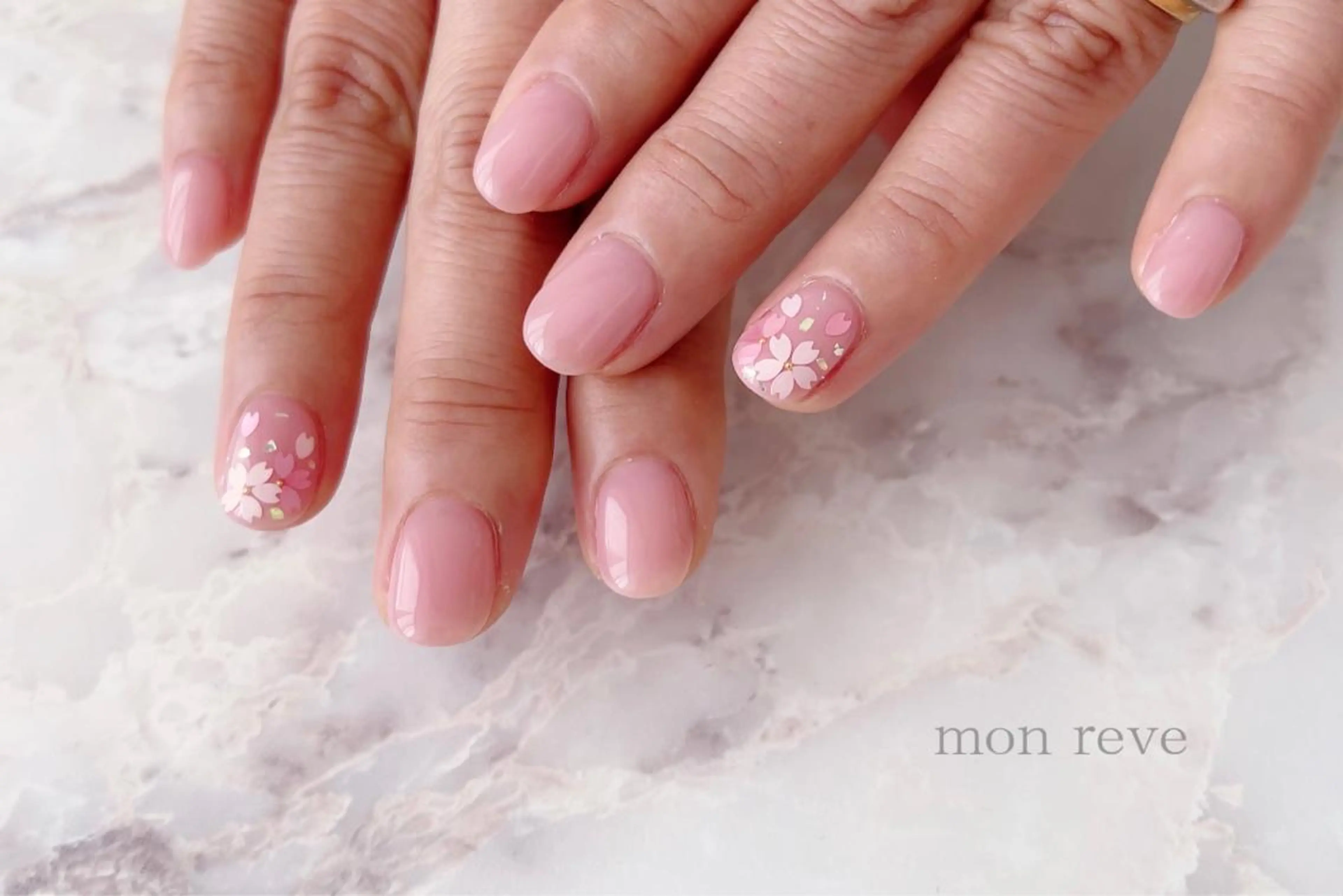 【ご新規様オフ無料】simple-a (オフ有り)の写真