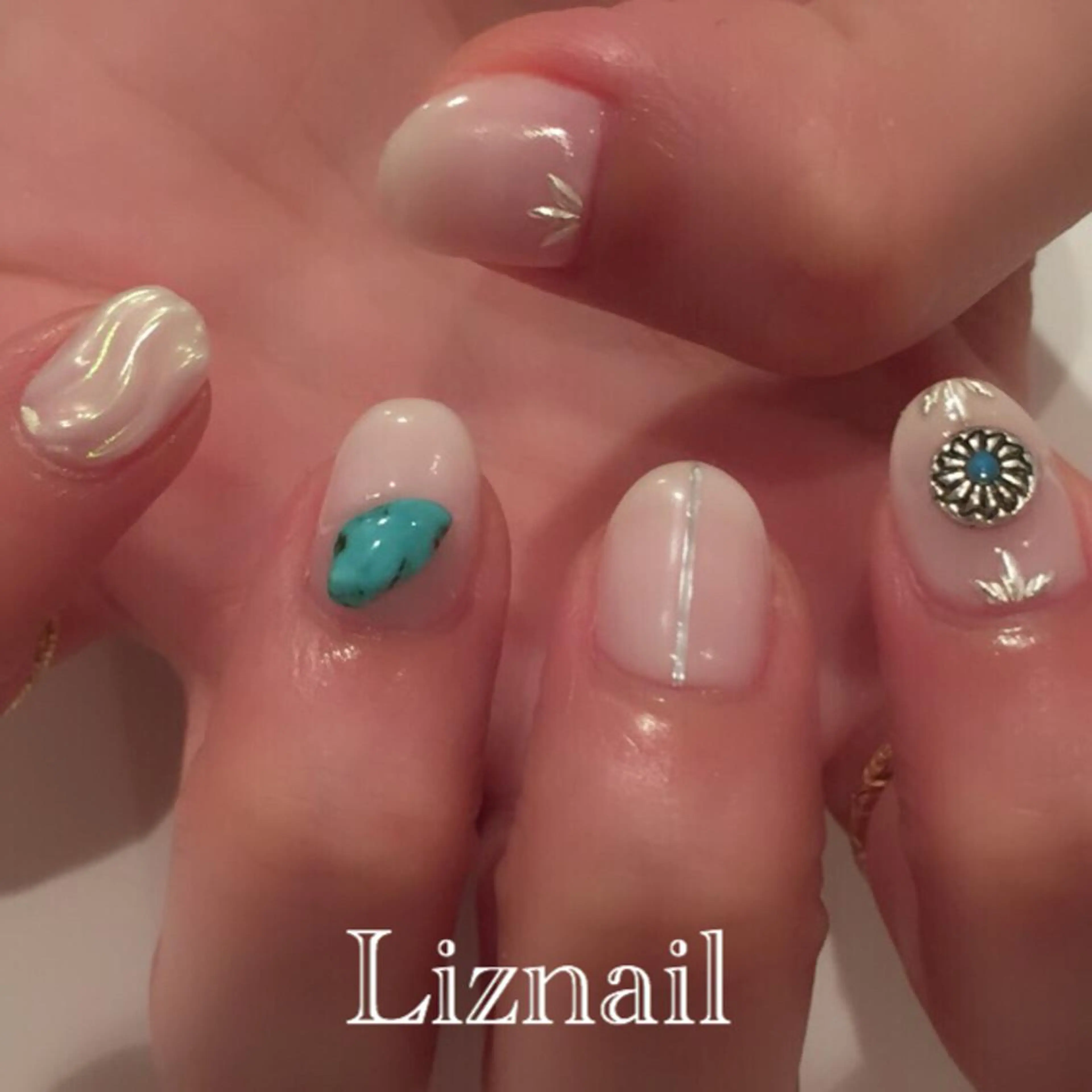 ネイル Rawr / saoriのネイルデザイン