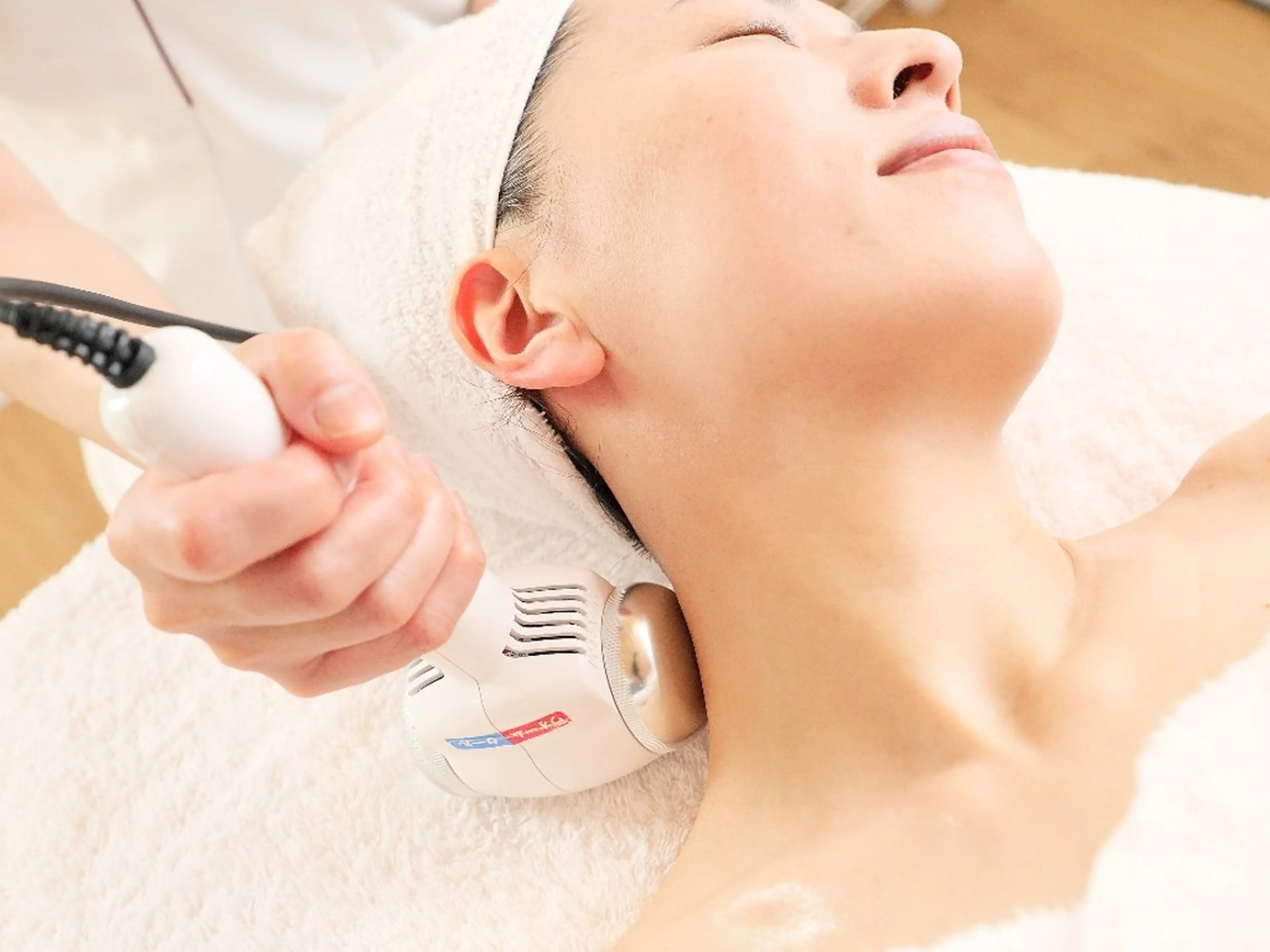 【minimo限定】5名まで【赤み徹底改善】フェイシャル+薬用ビューネパック120分通常価格10,450円→4,950円の写真