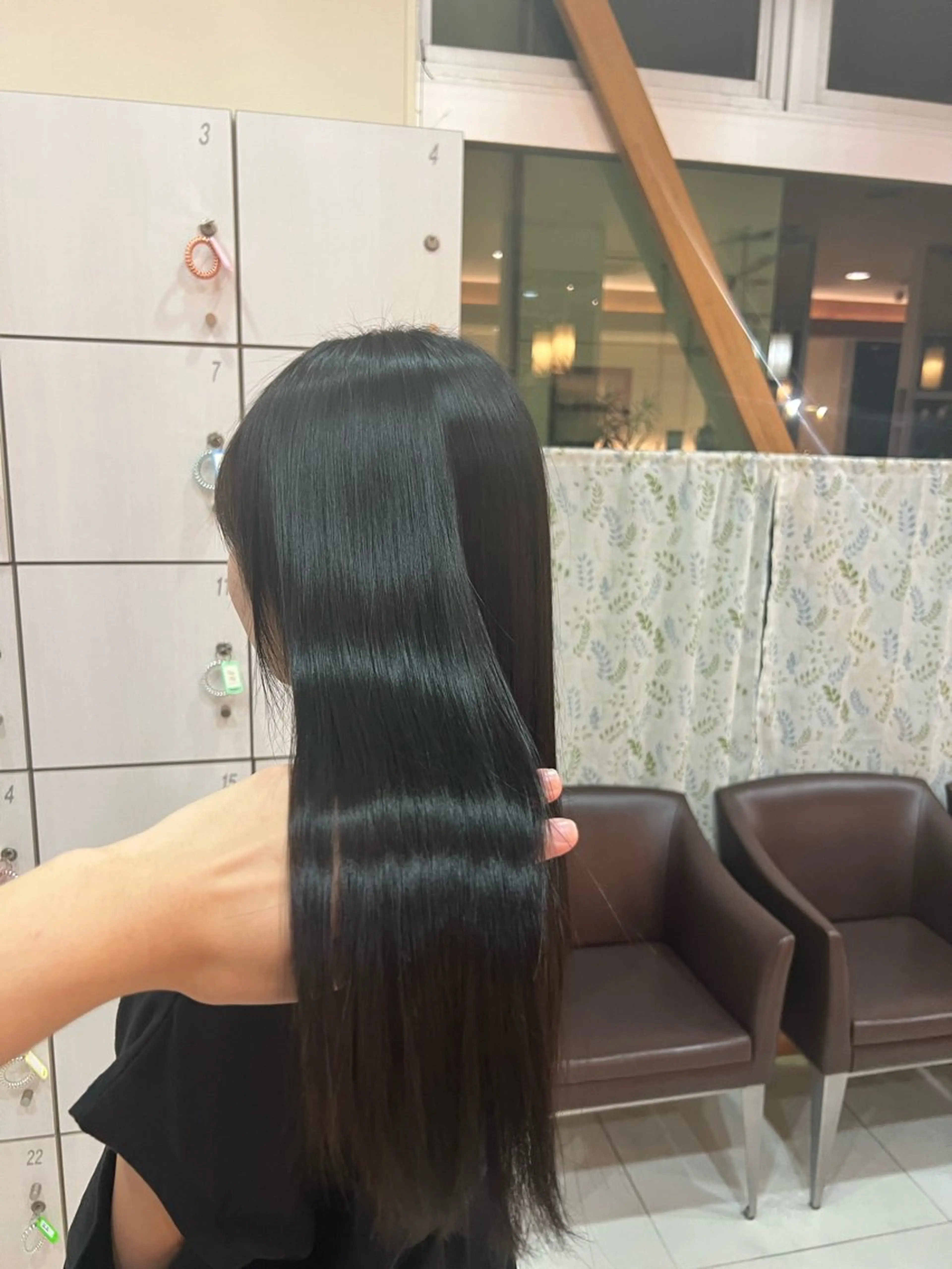 ロング カット ヘアカラー トリートメント 🎈カラーエステ 🎈通事  啓人のヘアスタイル