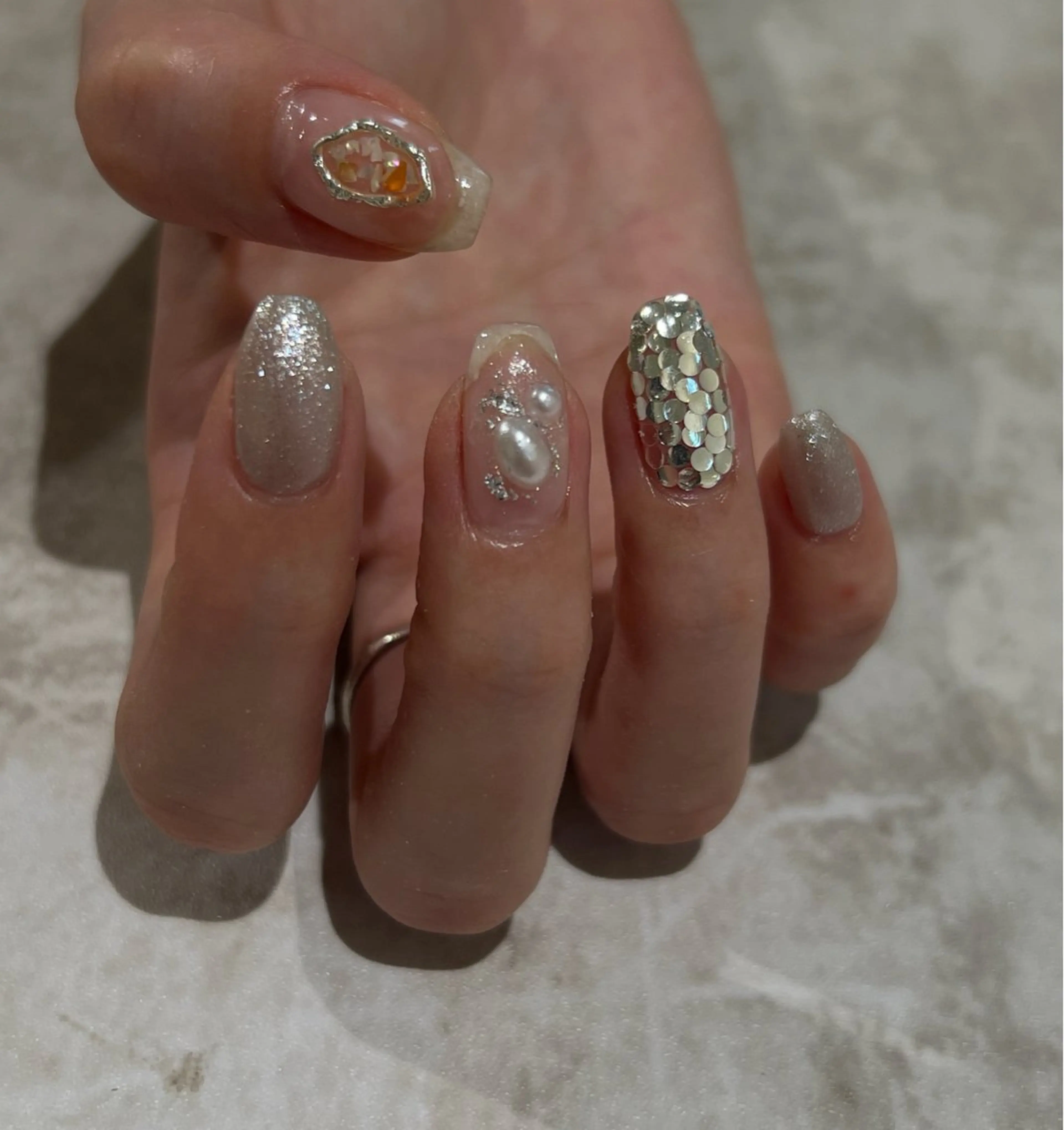 ネイル Hikari 🌺のネイルデザイン