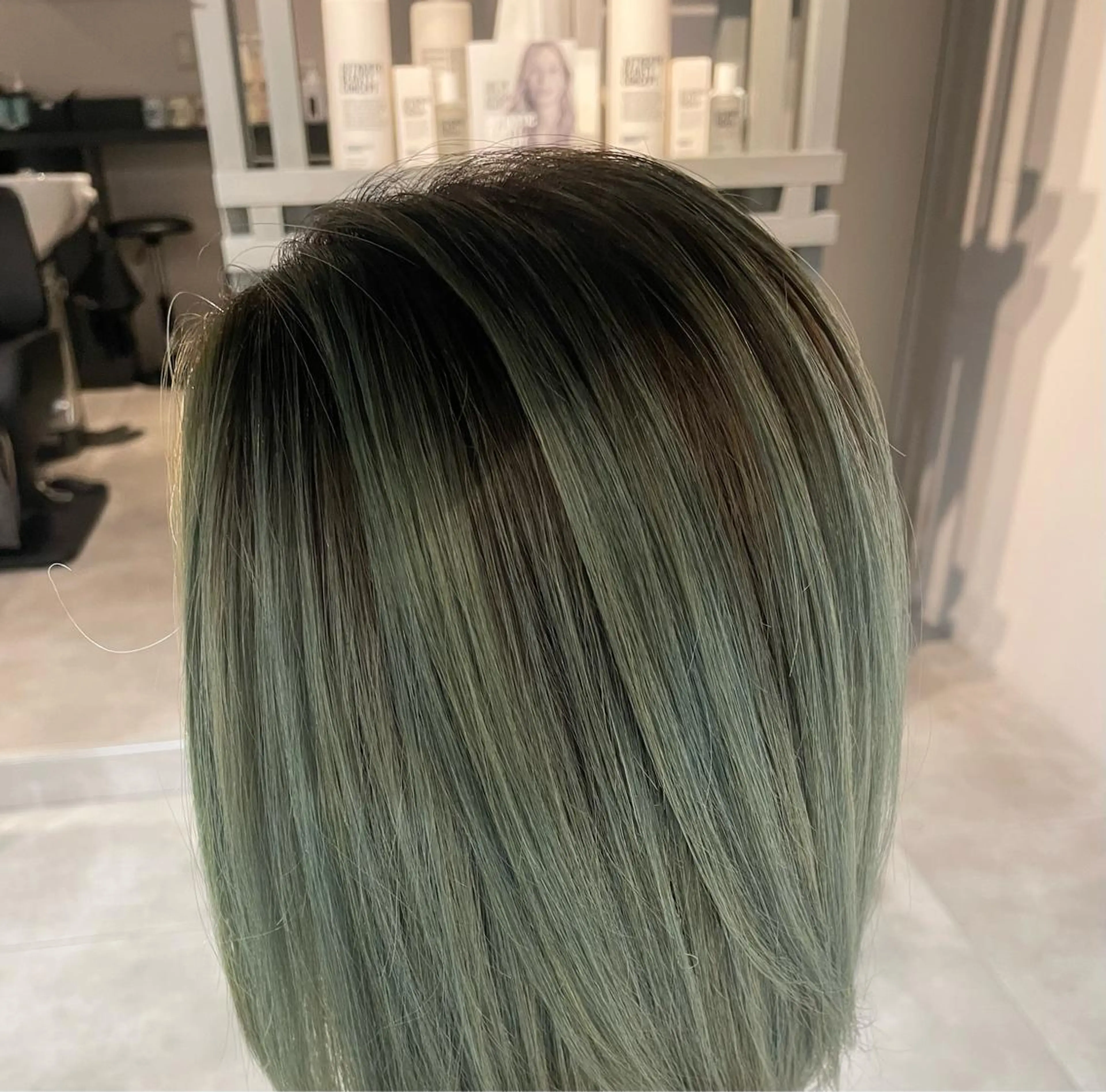 ミディアム カラー ブリーチ👩‍🦳/ ‪✂︎MANAMIのヘアスタイル