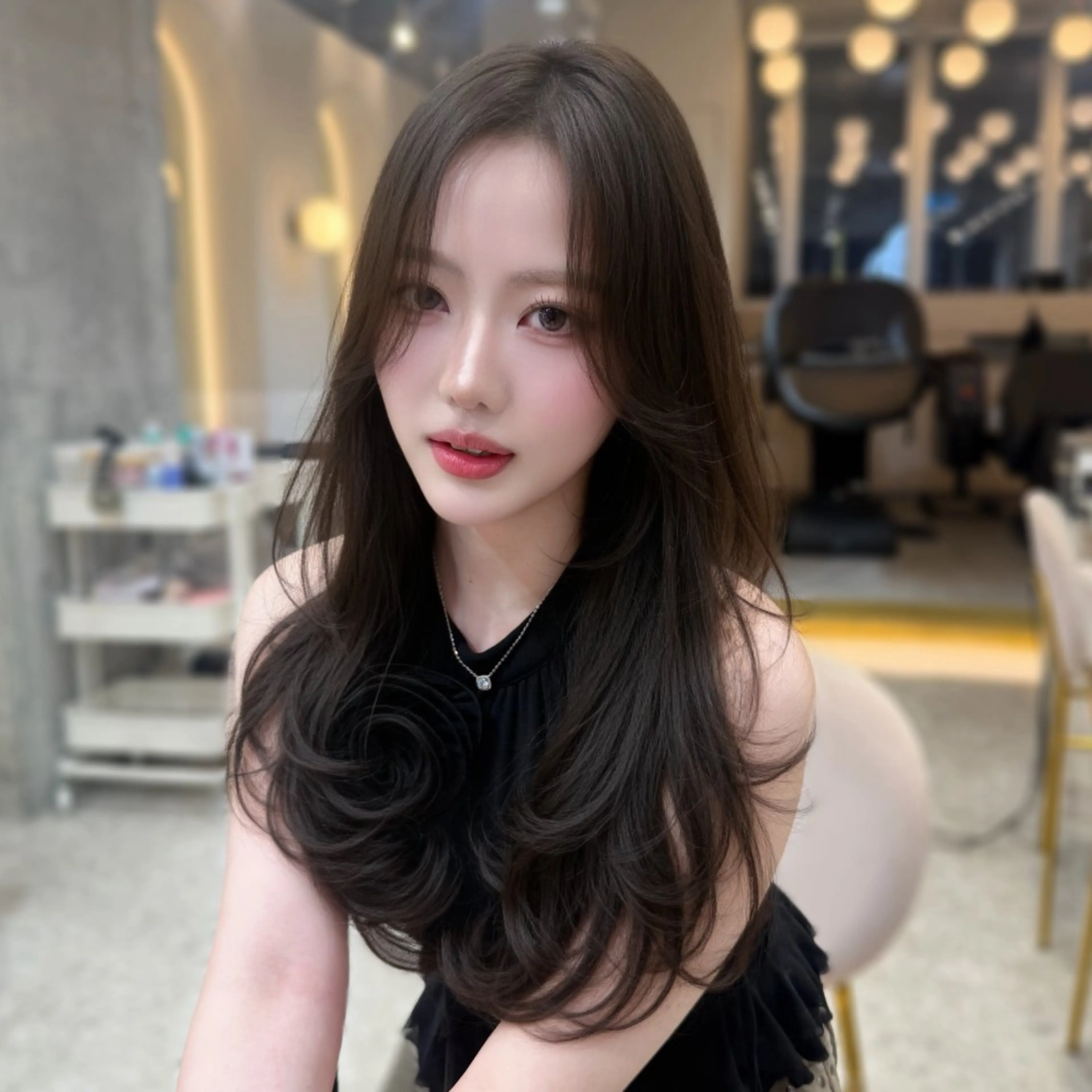 セミロング カラー レイヤーカット カット ヘアカラー トリートメント 新宿/韓国レイヤー 髪質改善カラー/角所のヘアスタイル