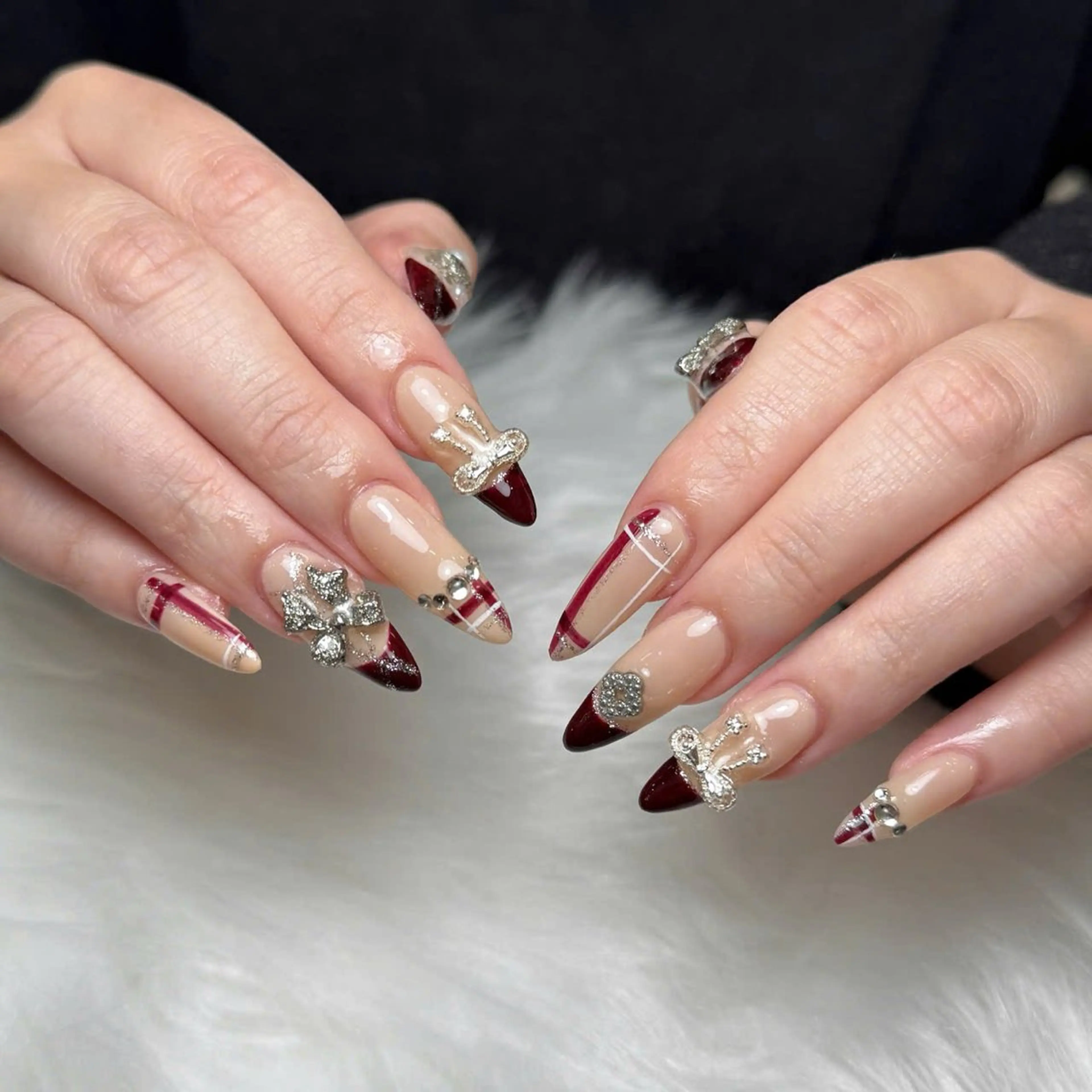 ネイル オーロラネイル 長さ出し フラッシュネイル フレンチネイル ジェルネイル Michi_Nails_Salon所属・Michi Nail Staffのネイルデザイン