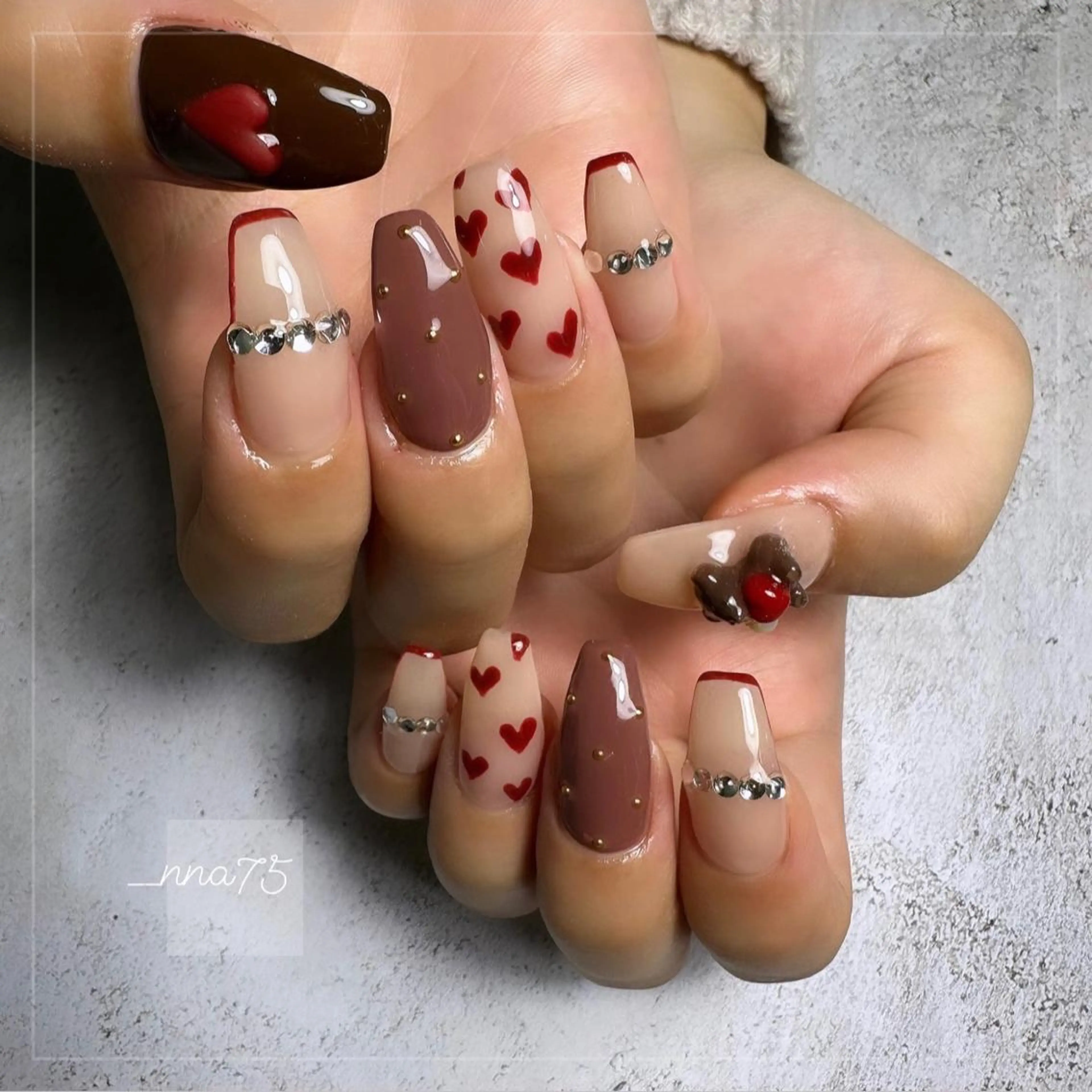 ネイル ハンドネイル GRANDE OSU Anna 🧸💛のネイルデザイン