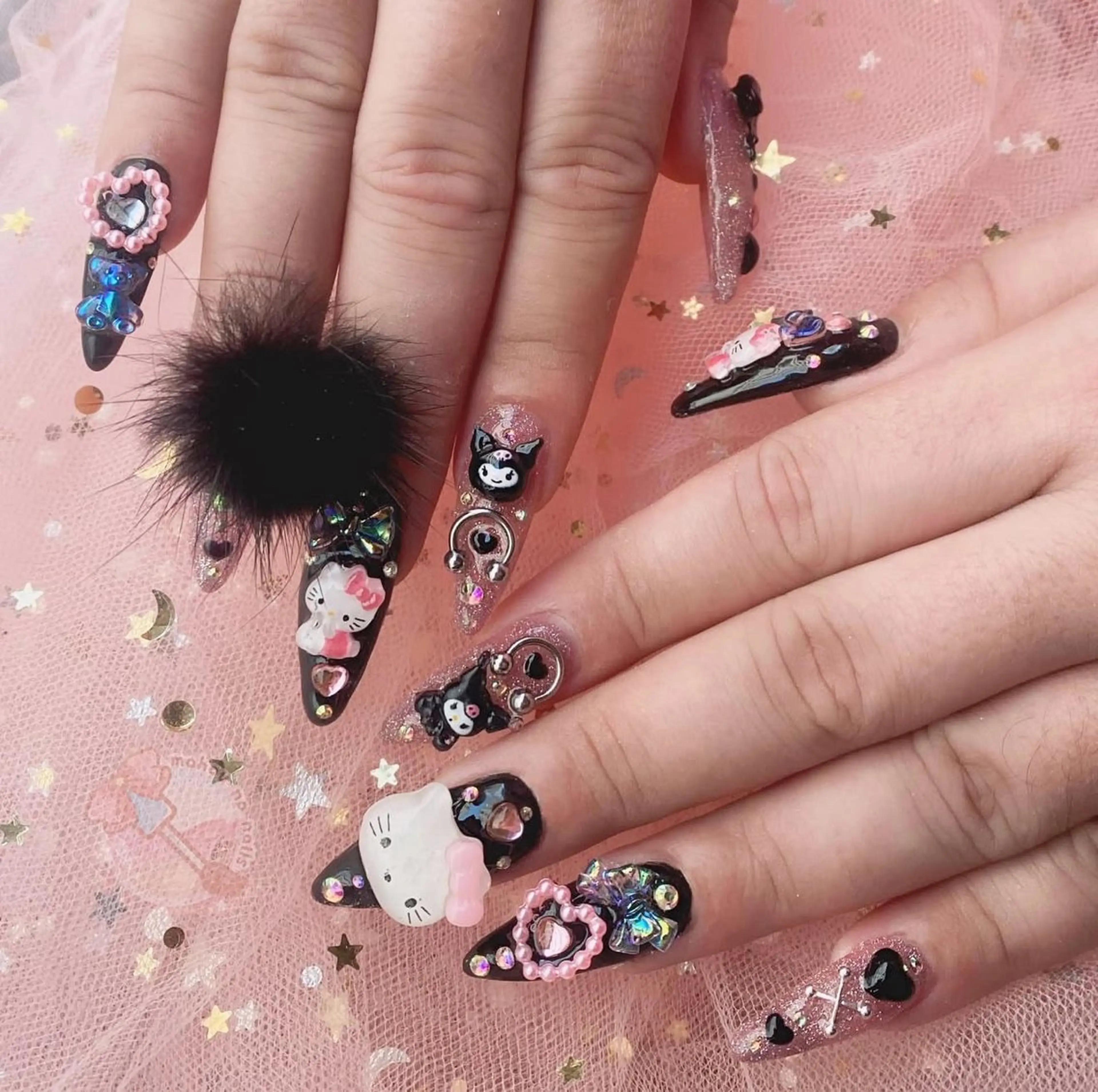 ネイル キラキラネイル マグネットネイル ミラーネイル ニュアンスネイル ワンホンネイル ハンドネイル Hina 池袋 長だしチップ専門店のネイルデザイン