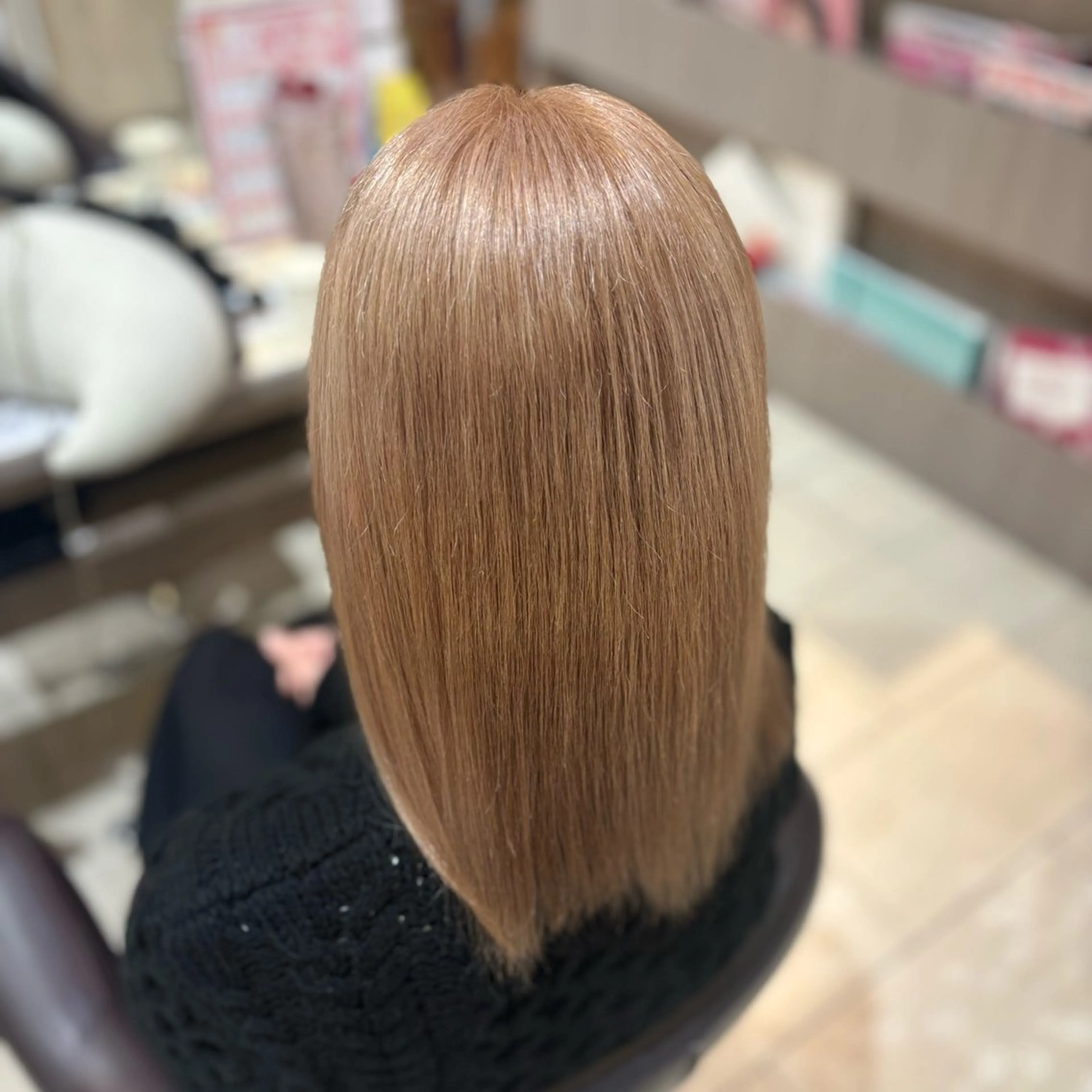 セミロング ヘアカラー Earth 土気🧸🫧亀田ゆらのヘアスタイル