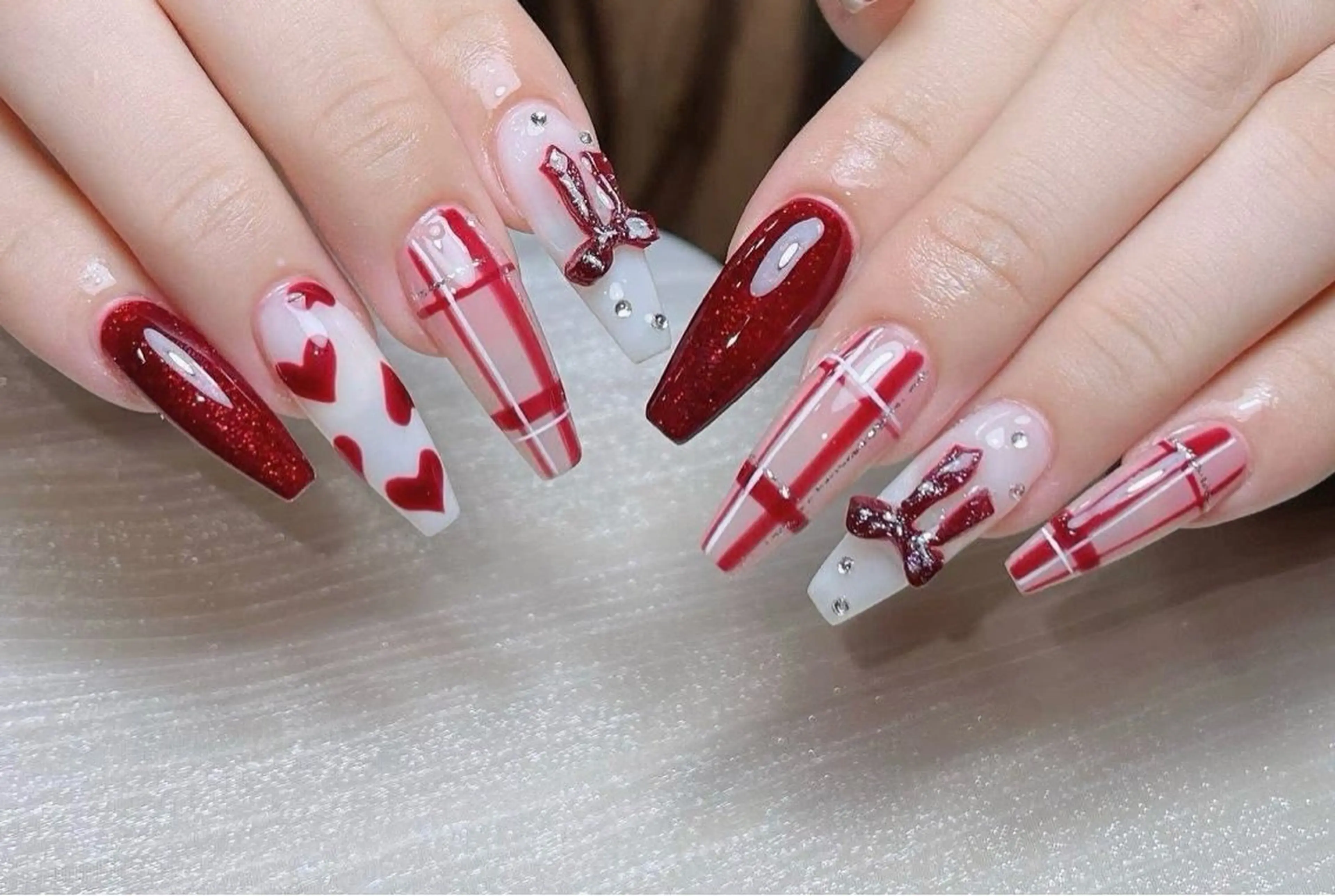 ネイル 長さ出し フレンチネイル グラデーション 卒業式 マグネットネイル ハンドネイル MIHANA ZENのネイルデザイン