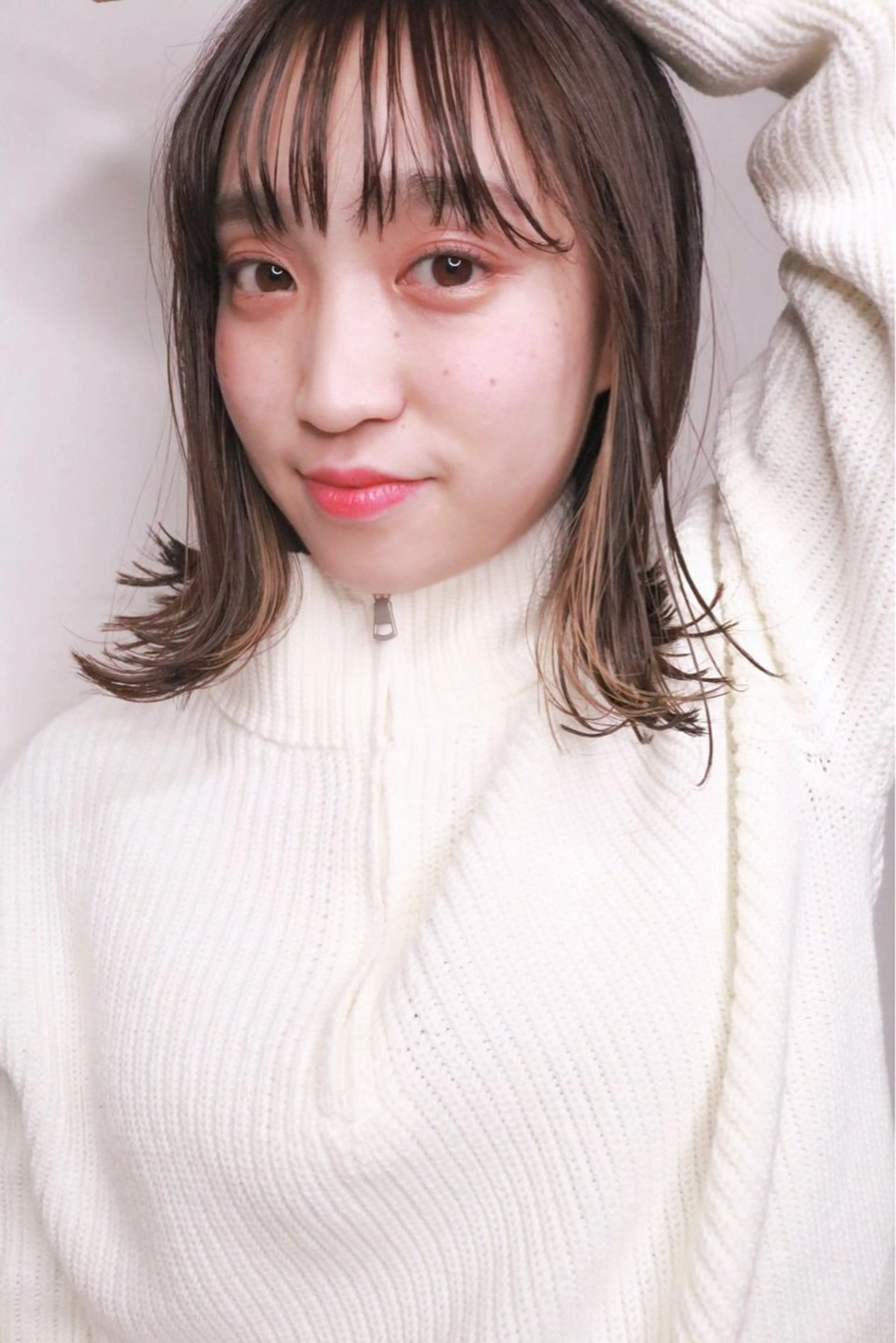 ミディアム ボブ 外ハネヘア SALOWIN名古屋栄店所属・Yuuki🌷名古屋 栄 カラー/ボブのヘアスタイル