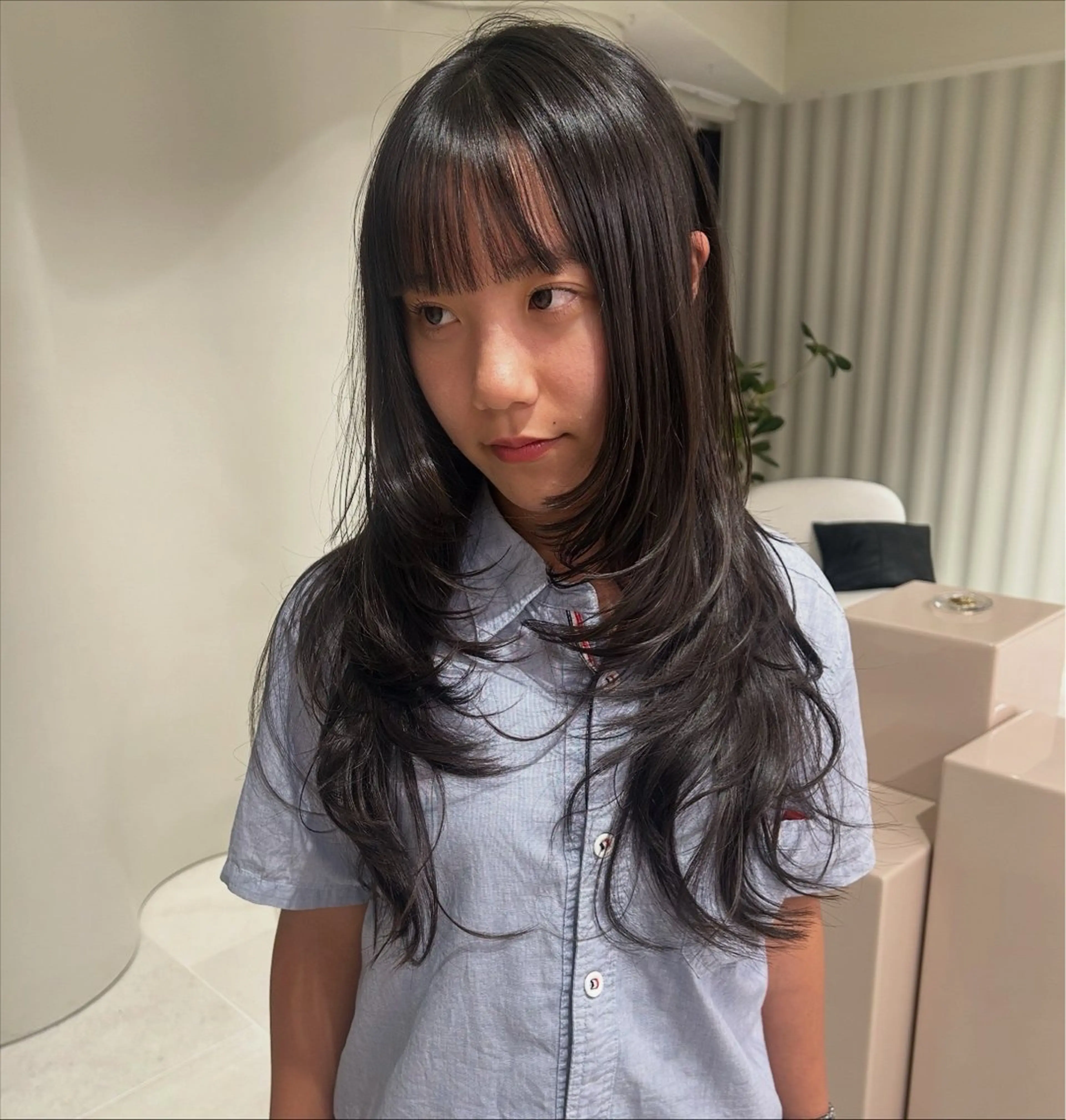 ロング カラー レイヤーカット ショートカット募集中 /NAGISAのヘアスタイル