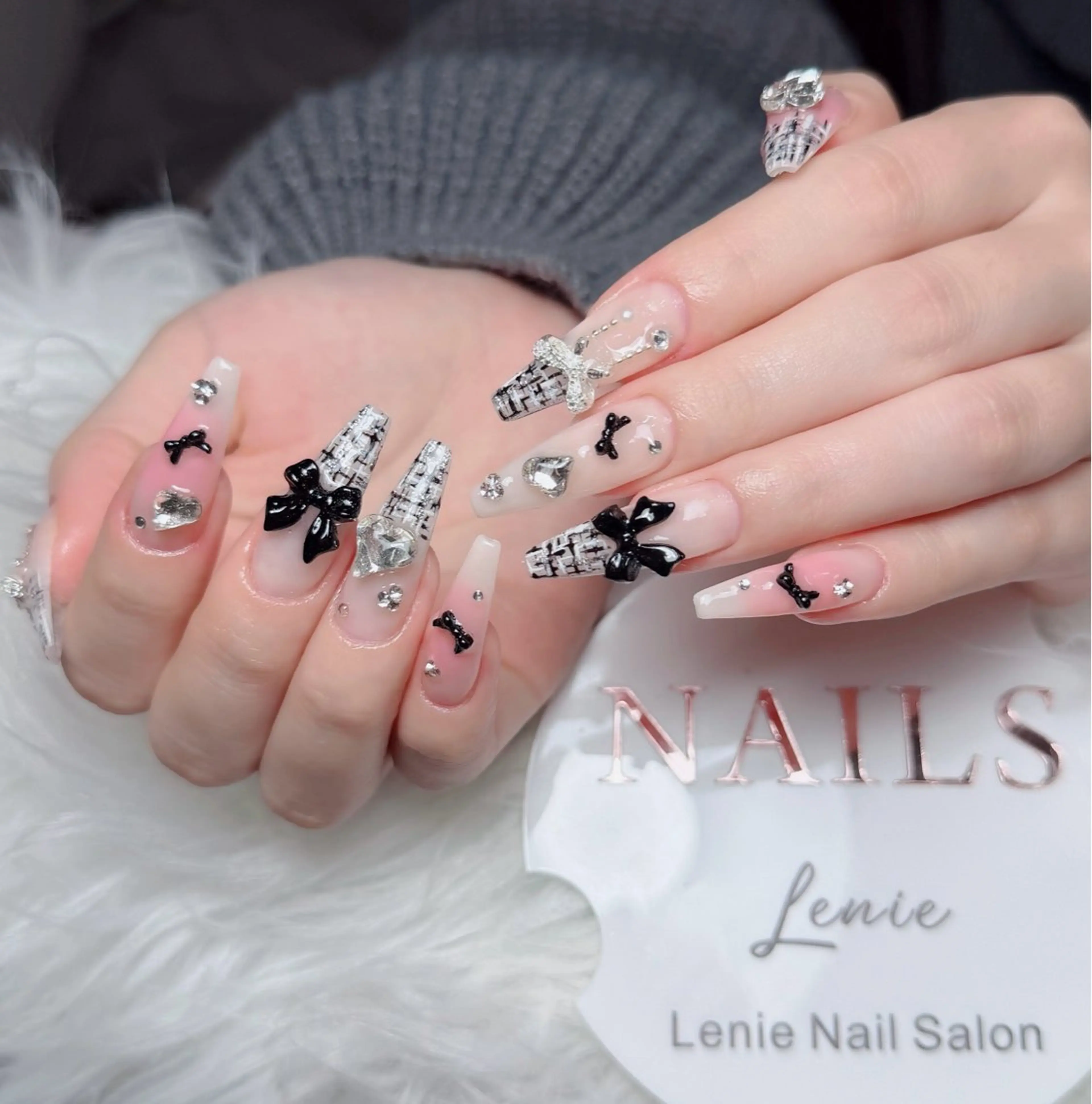 ネイル アートネイル フレンチネイル ジェルネイル 韓国ネイル マグネットネイル ハンドネイル Lenie Nail Okuboのネイルデザイン