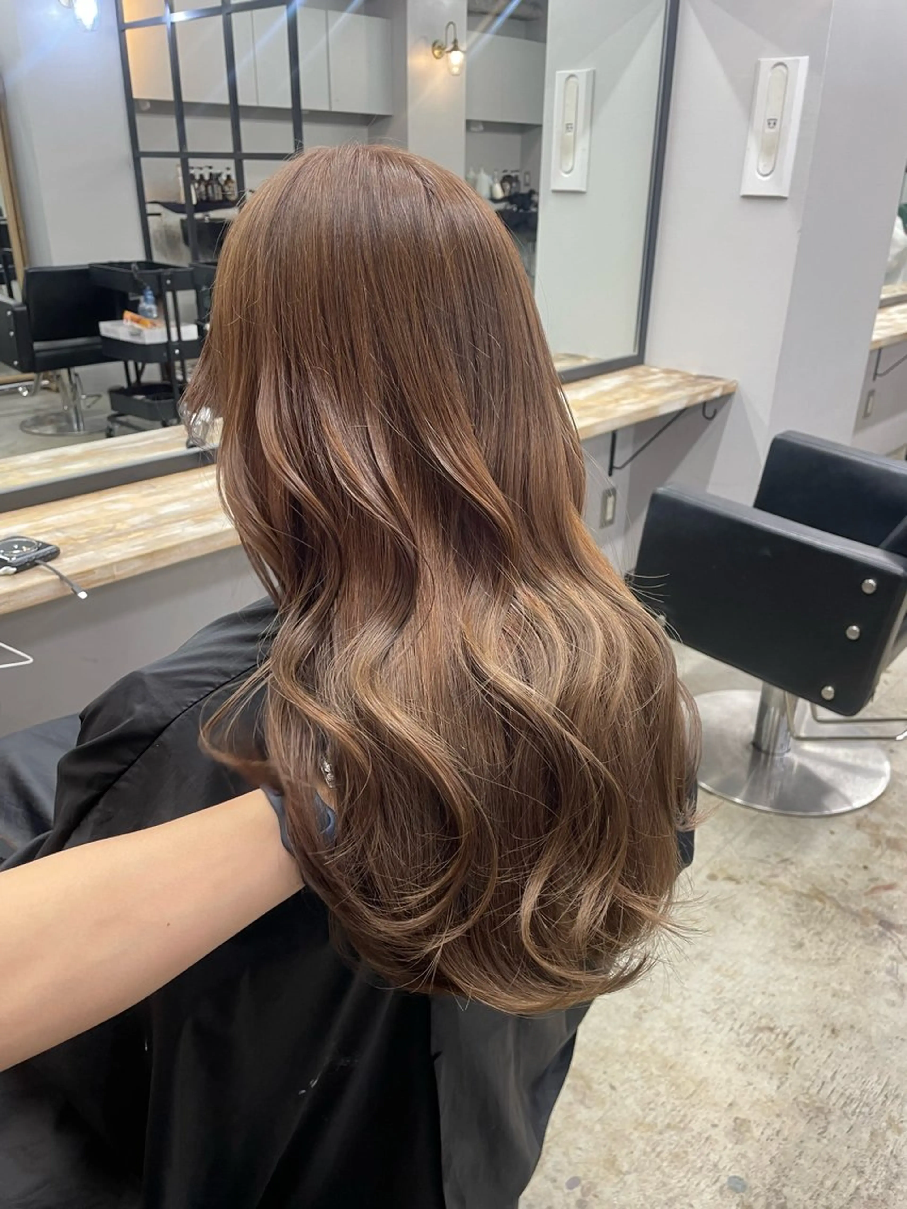 ロング カラー ヘアカラー トリートメント ヘアセット 新宿/韓国ヘア/ 髪質改善ストレートのヘアスタイル