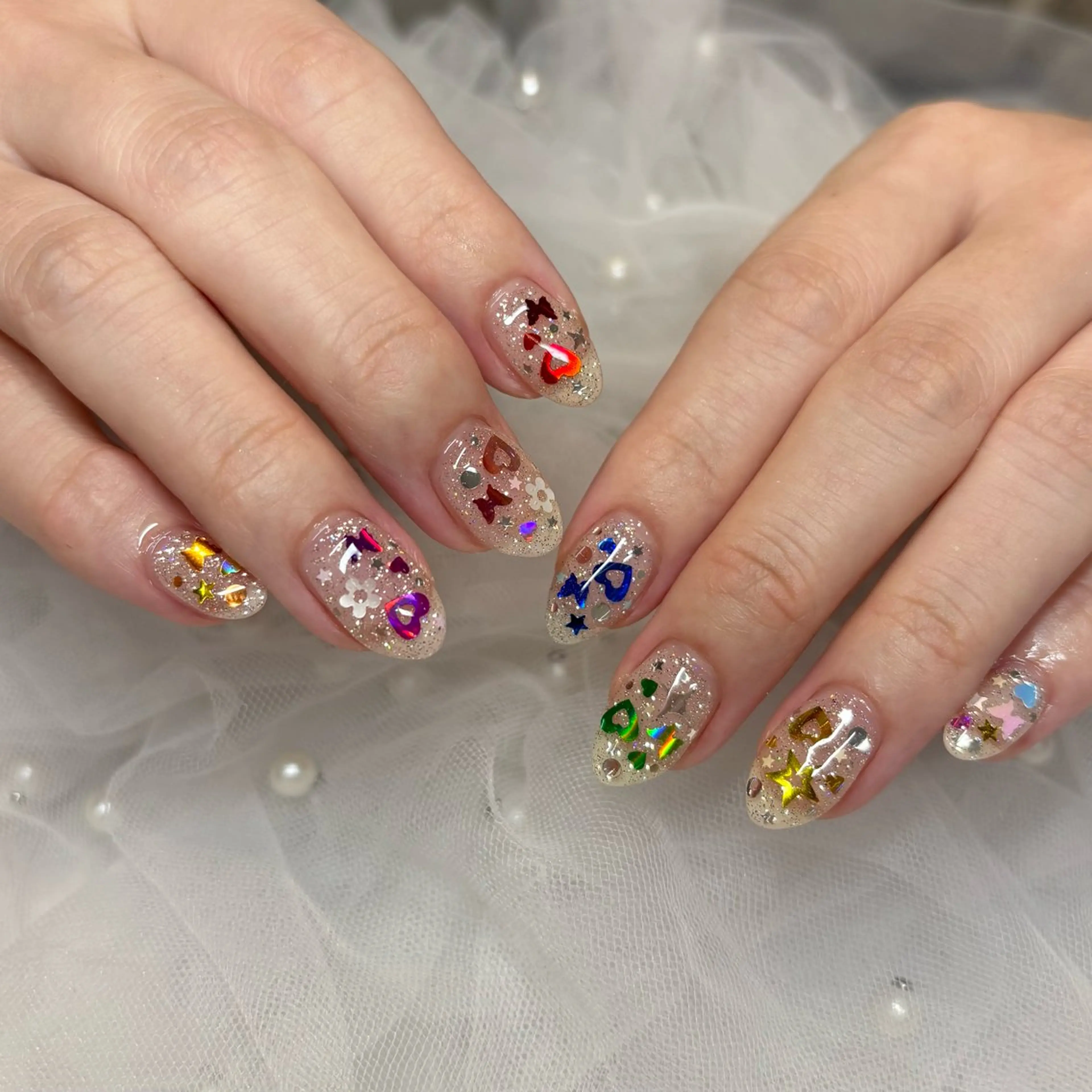 ネイル ホログラムネイル ハンドネイル 荒巻 めいのネイルデザイン