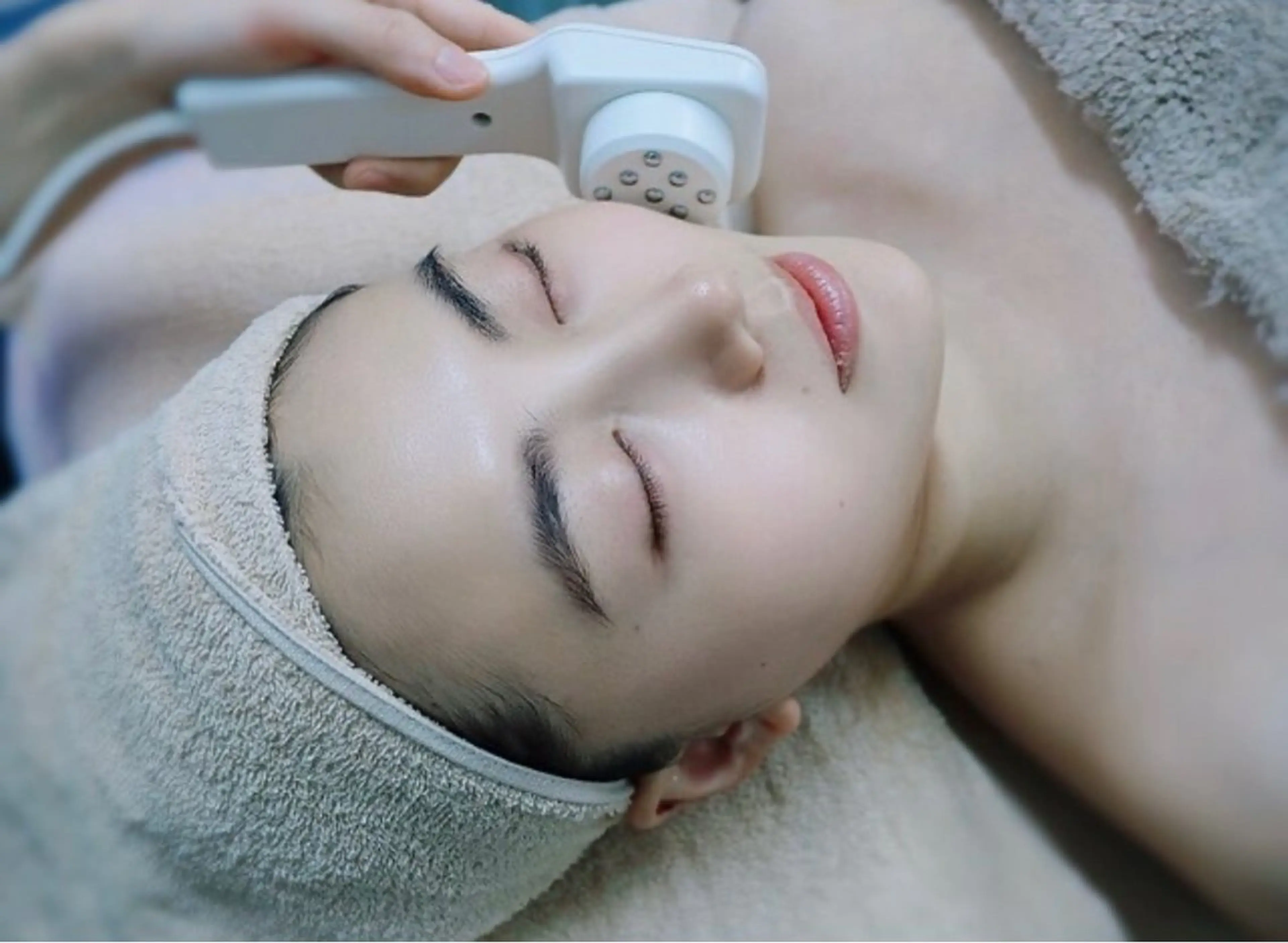 【エイジングケア】毛穴洗浄+生コラー規ゲン&ビタミンC美容液導入60分6980円(2回目11000円)の写真