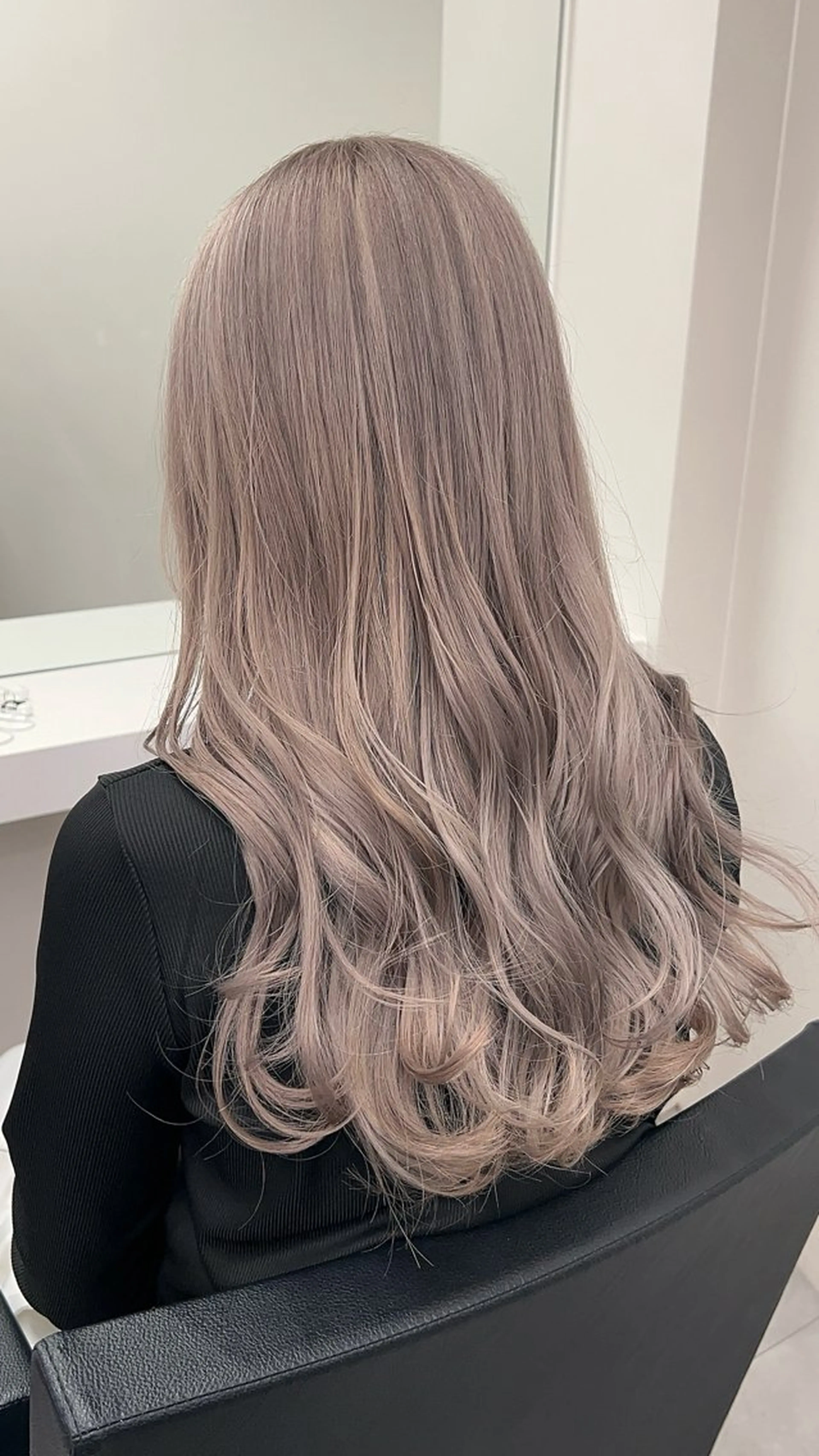 ロング カラー 透明感カラー グレージュ カット ヘアカラー トリートメント Beleza 渋谷所属・Kazusa/渋谷/ エクステ/ハイトーンのヘアスタイル