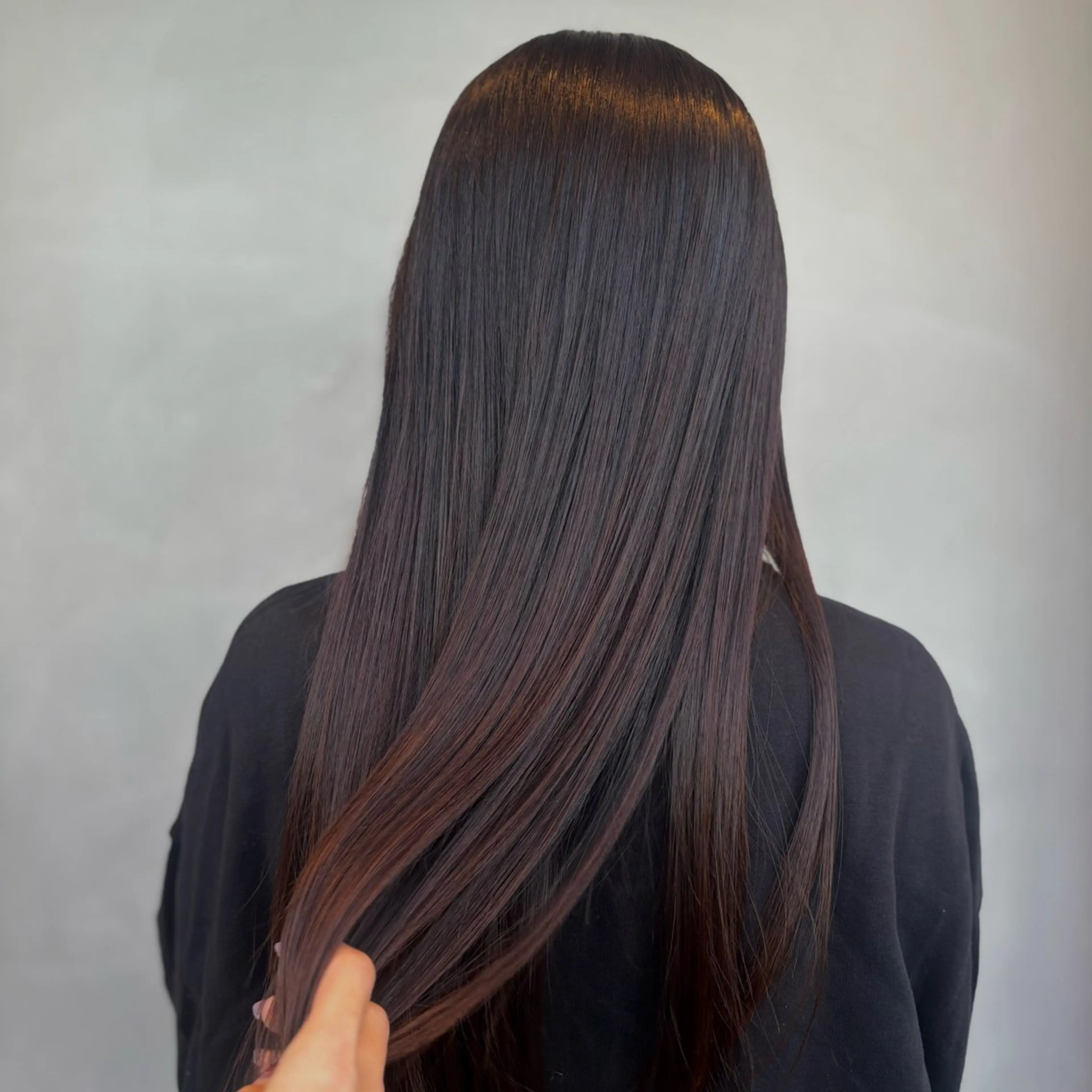 ロング カット 縮毛矯正 トリートメント ban's beauty dream所属・透明感／髪質改善 ／ りかのヘアスタイル