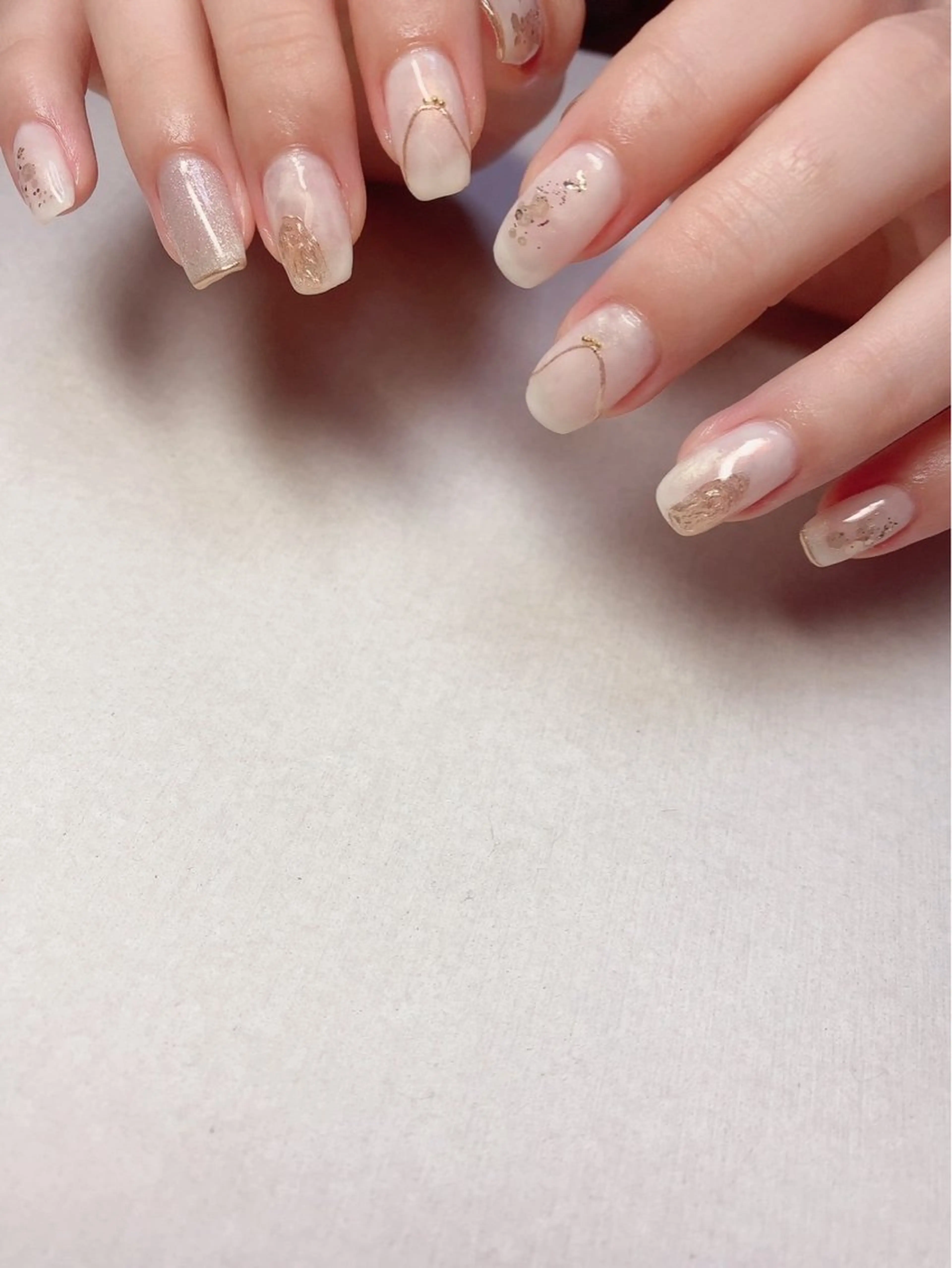 ネイル ジェルネイル 持ち込み ニュアンスネイル ブライダルネイル ホワイト irooo 21のネイルデザイン