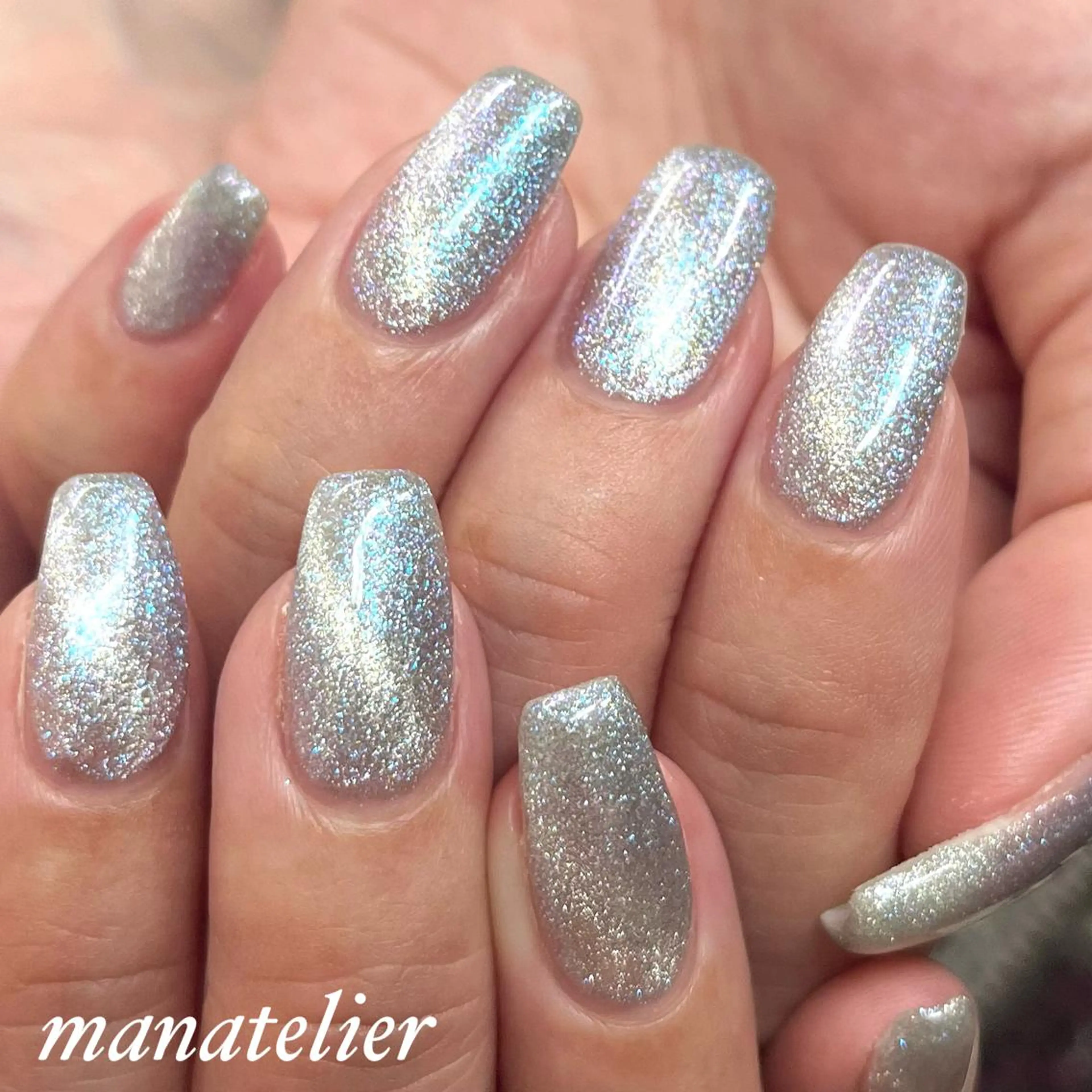 ネイル オーロラネイル マグネットネイル ハンドネイル manatelier マナトリエのネイルデザイン