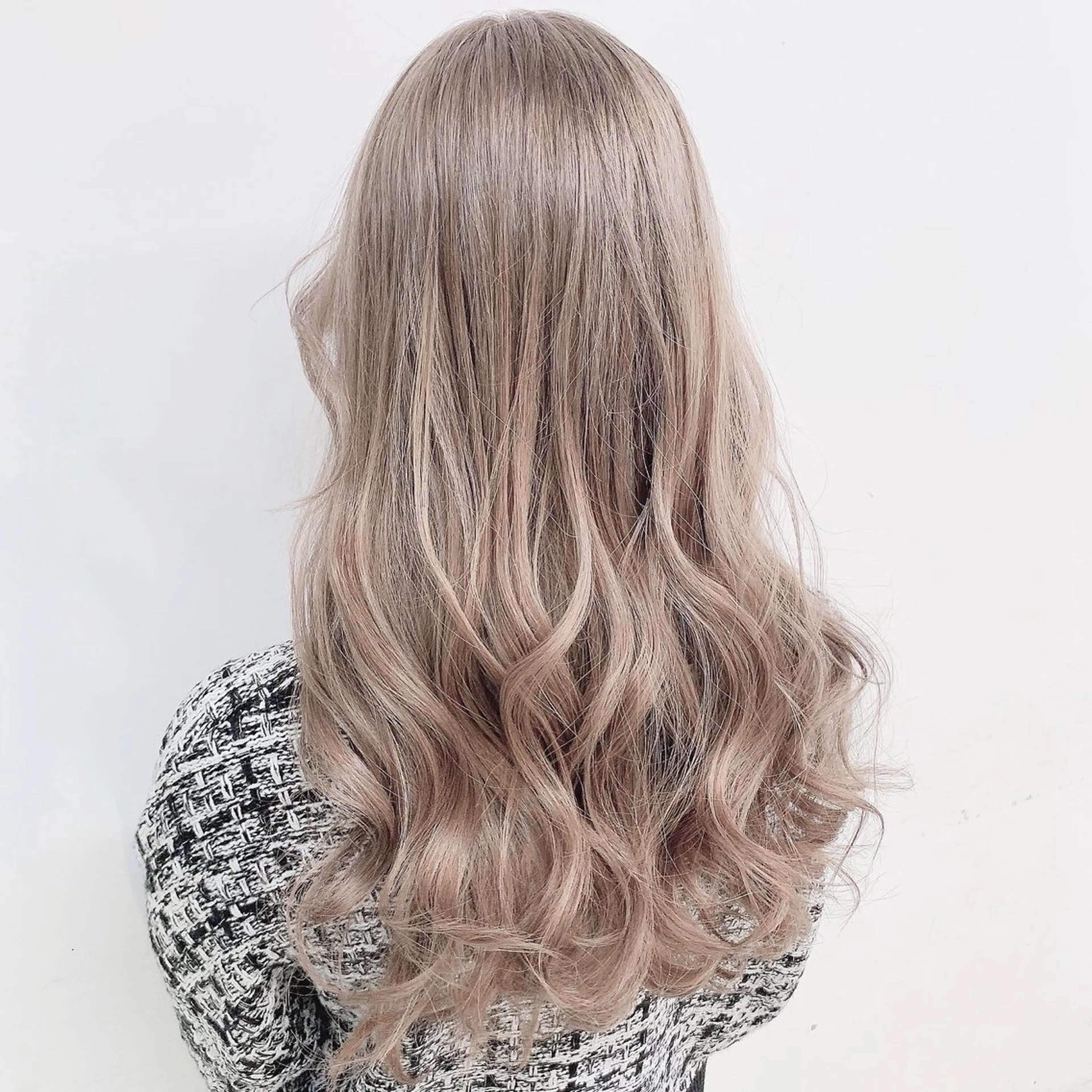 カラー 💖美髪カラーの達人 💖ソウタ💖のヘアスタイル