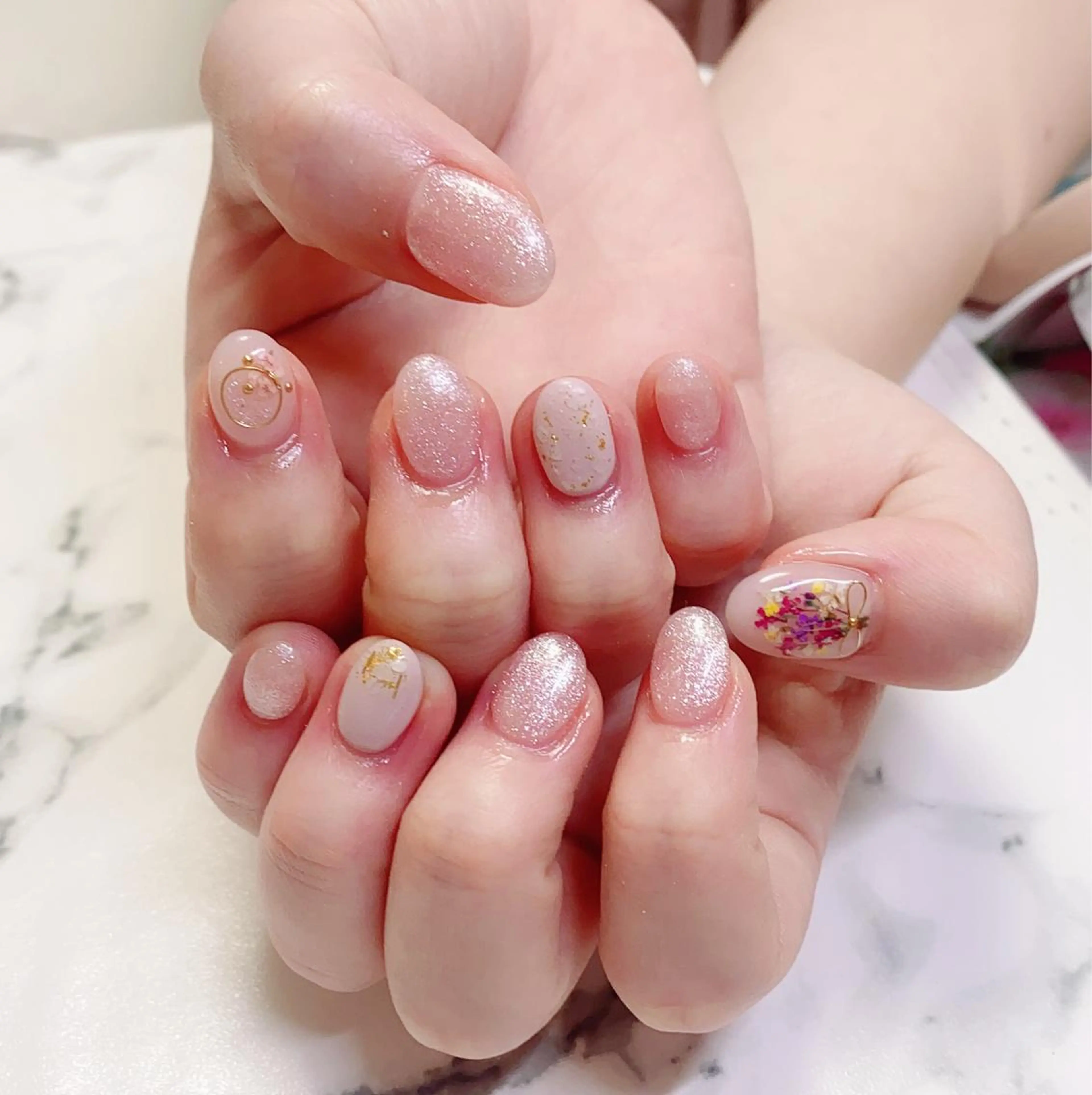ロング カラー ネイル アートネイル 長さ出し Q Free nailsのネイルデザイン