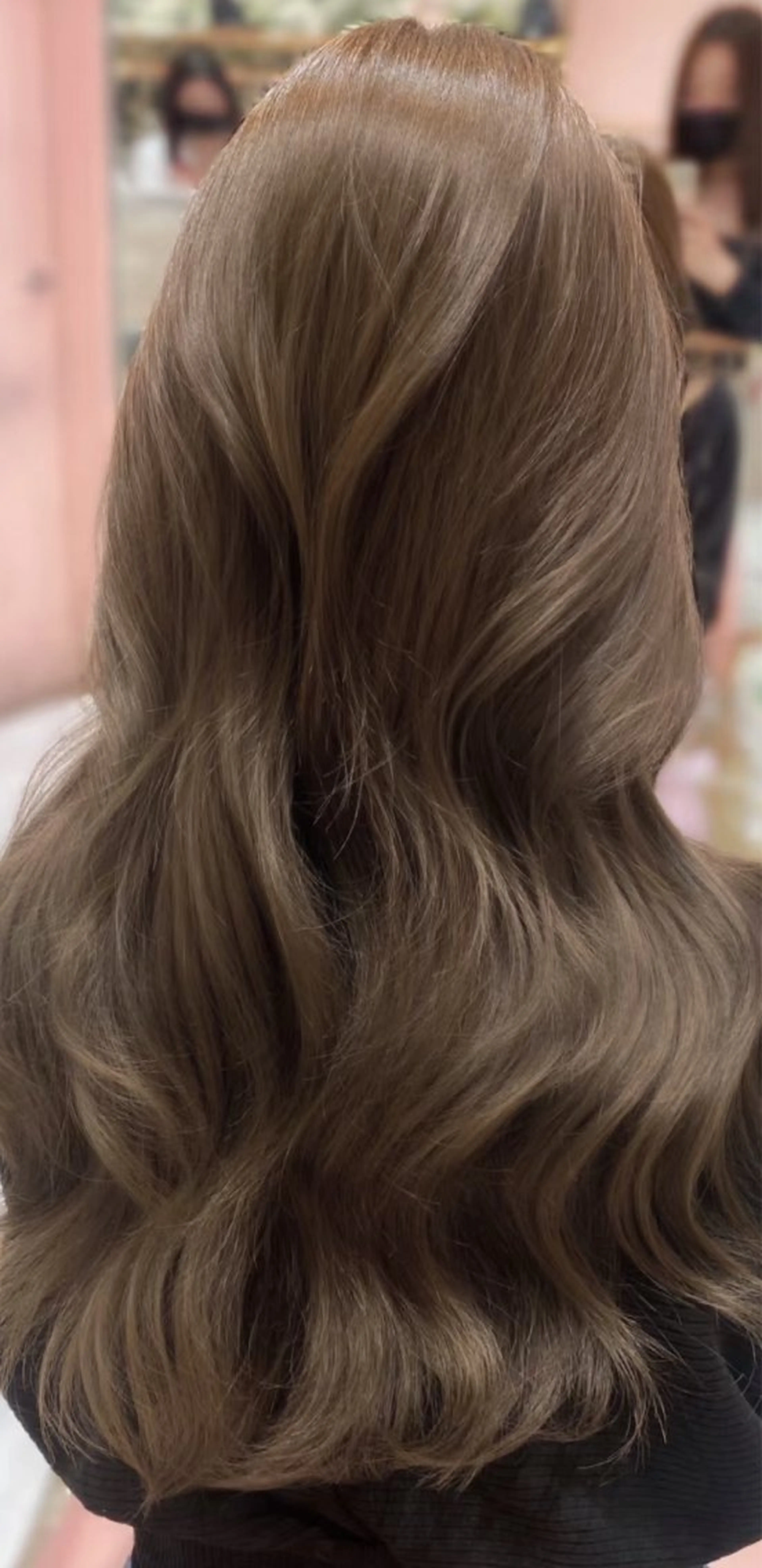 ロング ARMONY表参道店所属・韓国風レイヤーカラー ライムのヘアスタイル