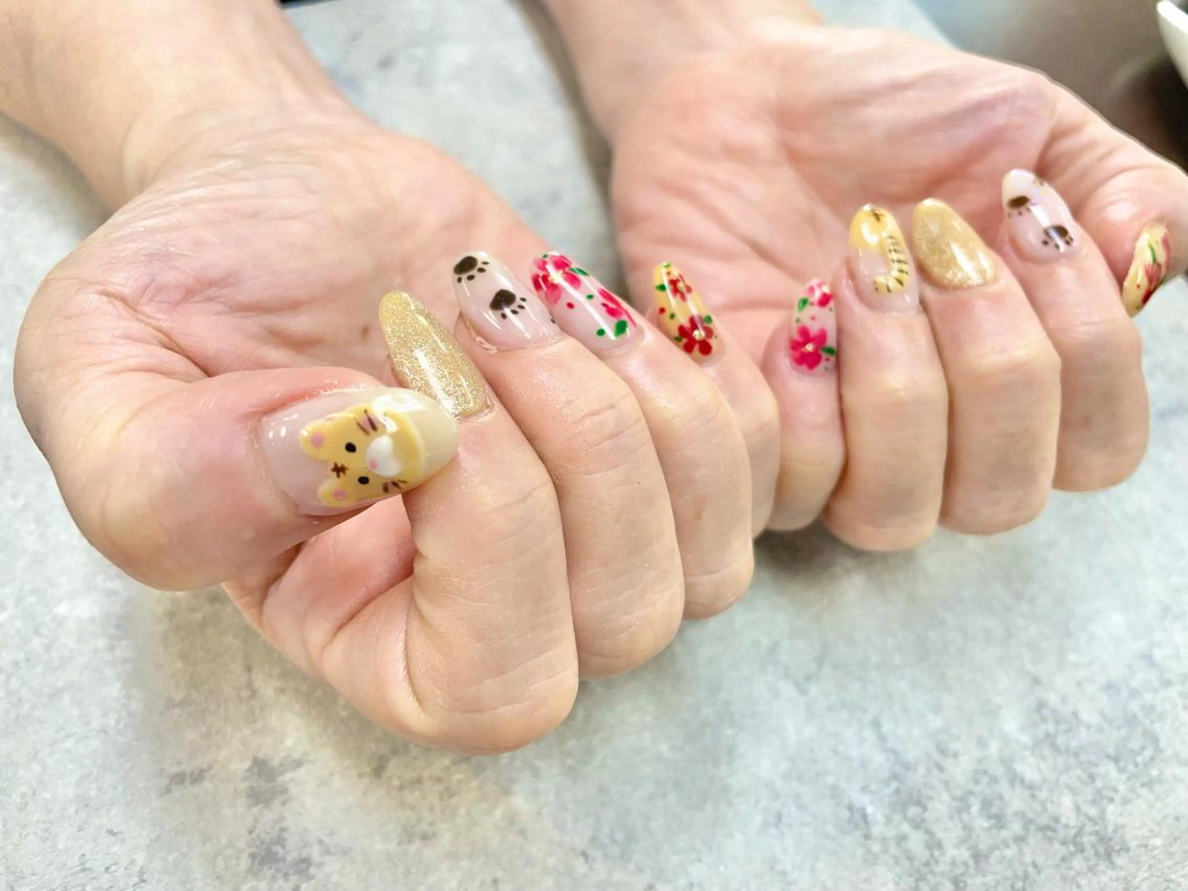 ネイル フットネイル フレンチネイル ジェルネイル グラデーション キラキラネイル ハンドネイル .N YUKIのネイルデザイン