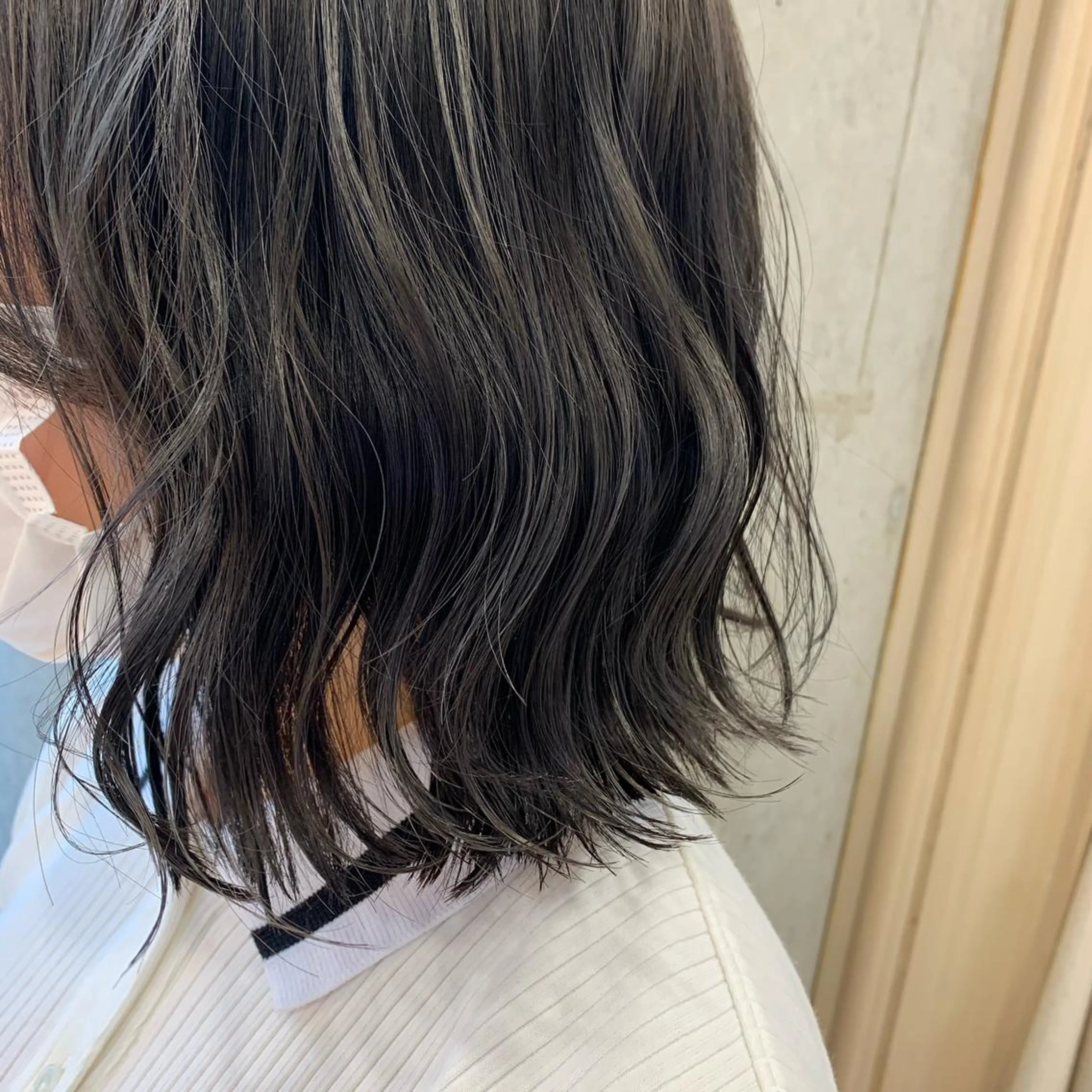 ミディアム カラー サソウ ユリエ🥥のヘアスタイル