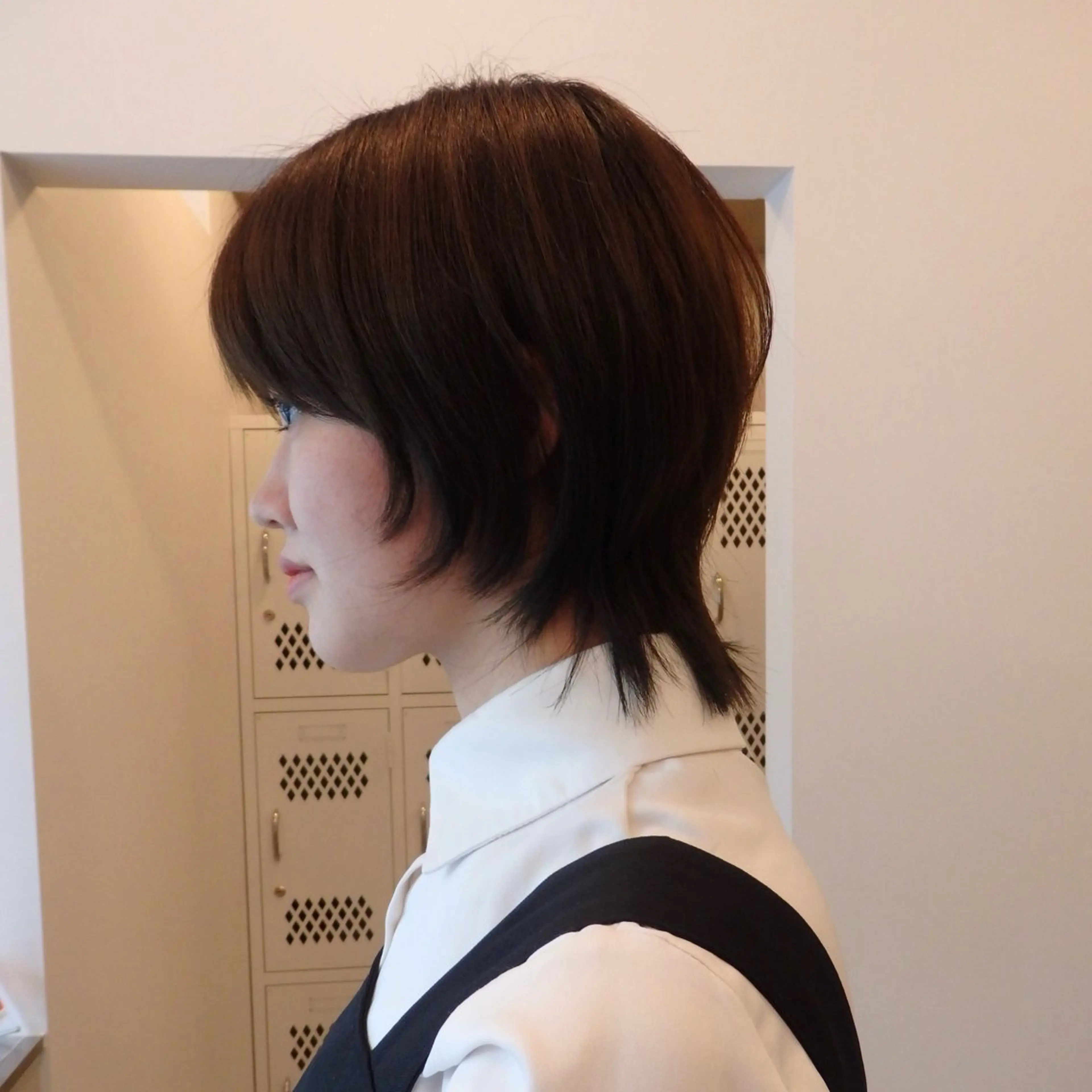 ミディアム 彩葉/ブリーチ/ カットモデル栄・伏見のヘアスタイル