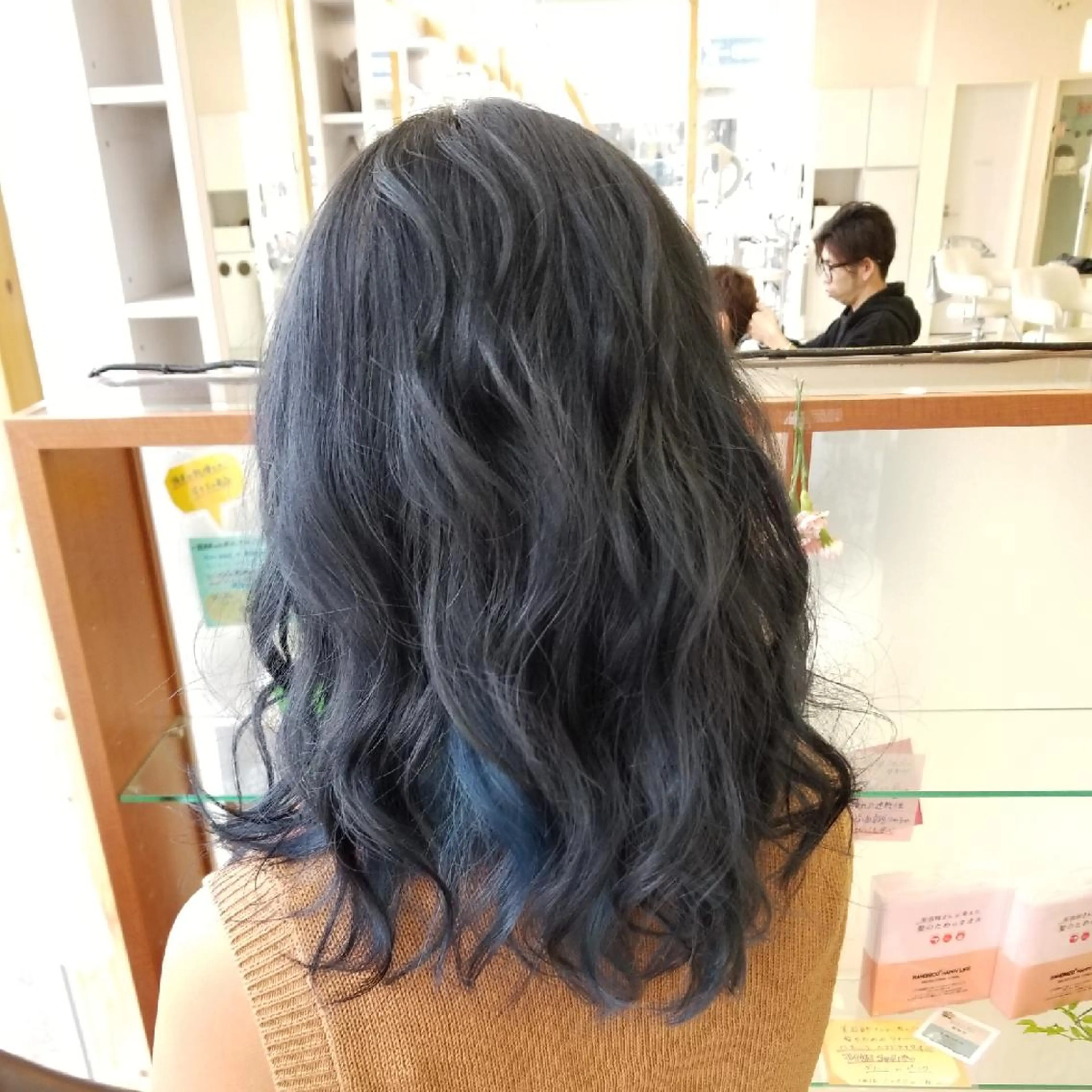 カラー アッシュ ブルーカラー SALOWIN栄所属・SALOWIN栄 高須大貴のヘアスタイル