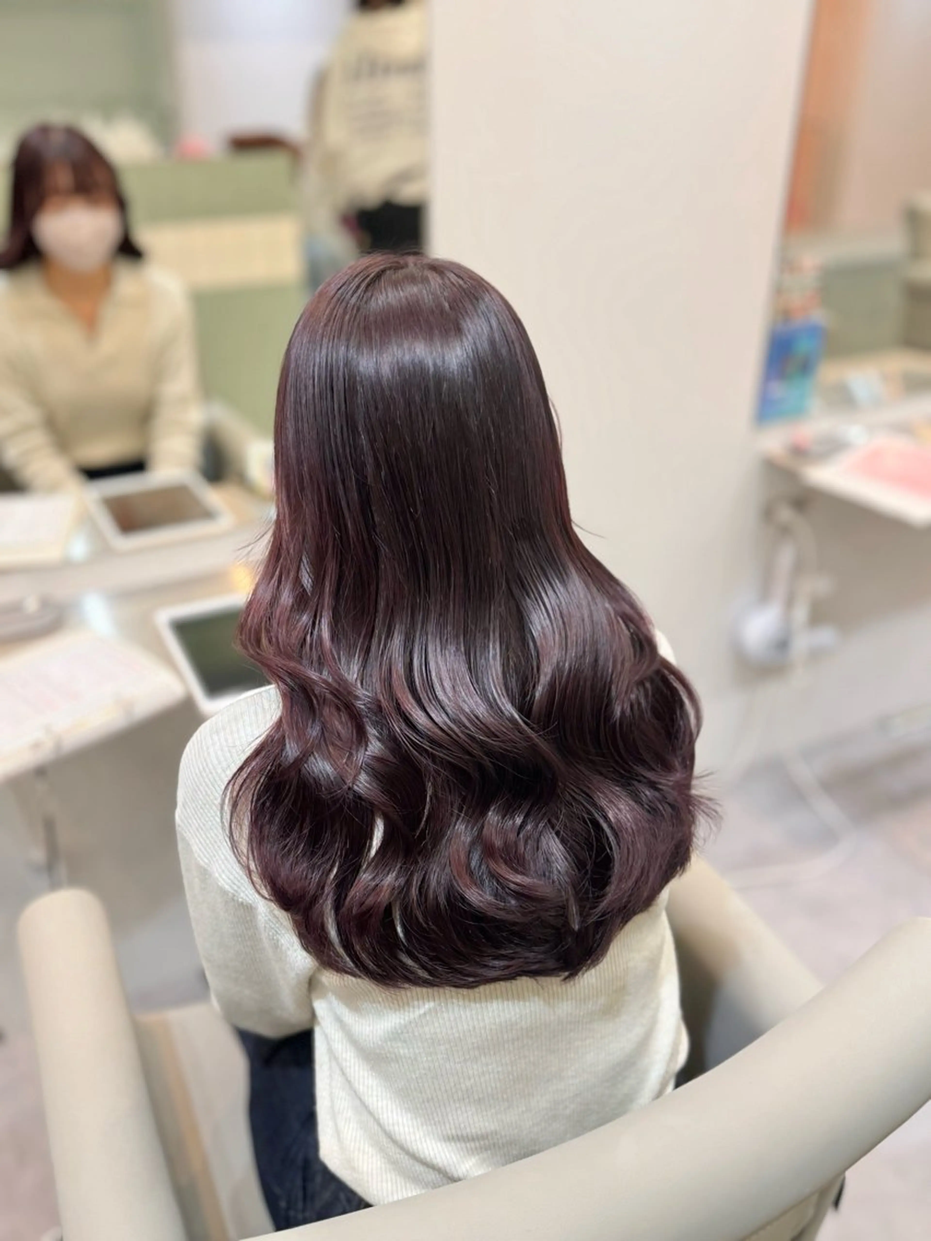 ロング カラー ヘアアレンジ amane໒꒱うる艶 ブリーチ透明感カラーのヘアスタイル