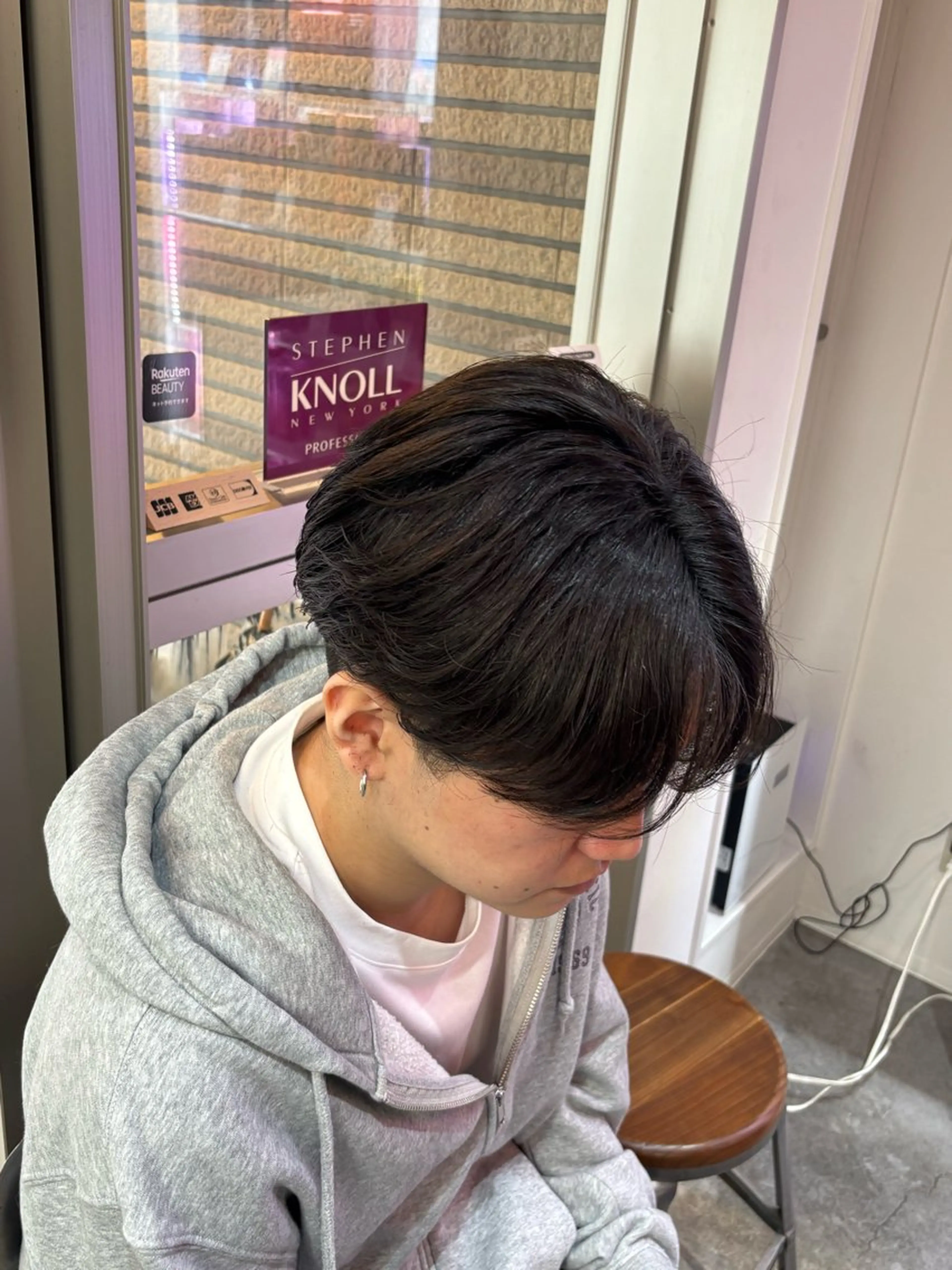 メンズハイトーン 北斗💍レイヤーのヘアスタイル