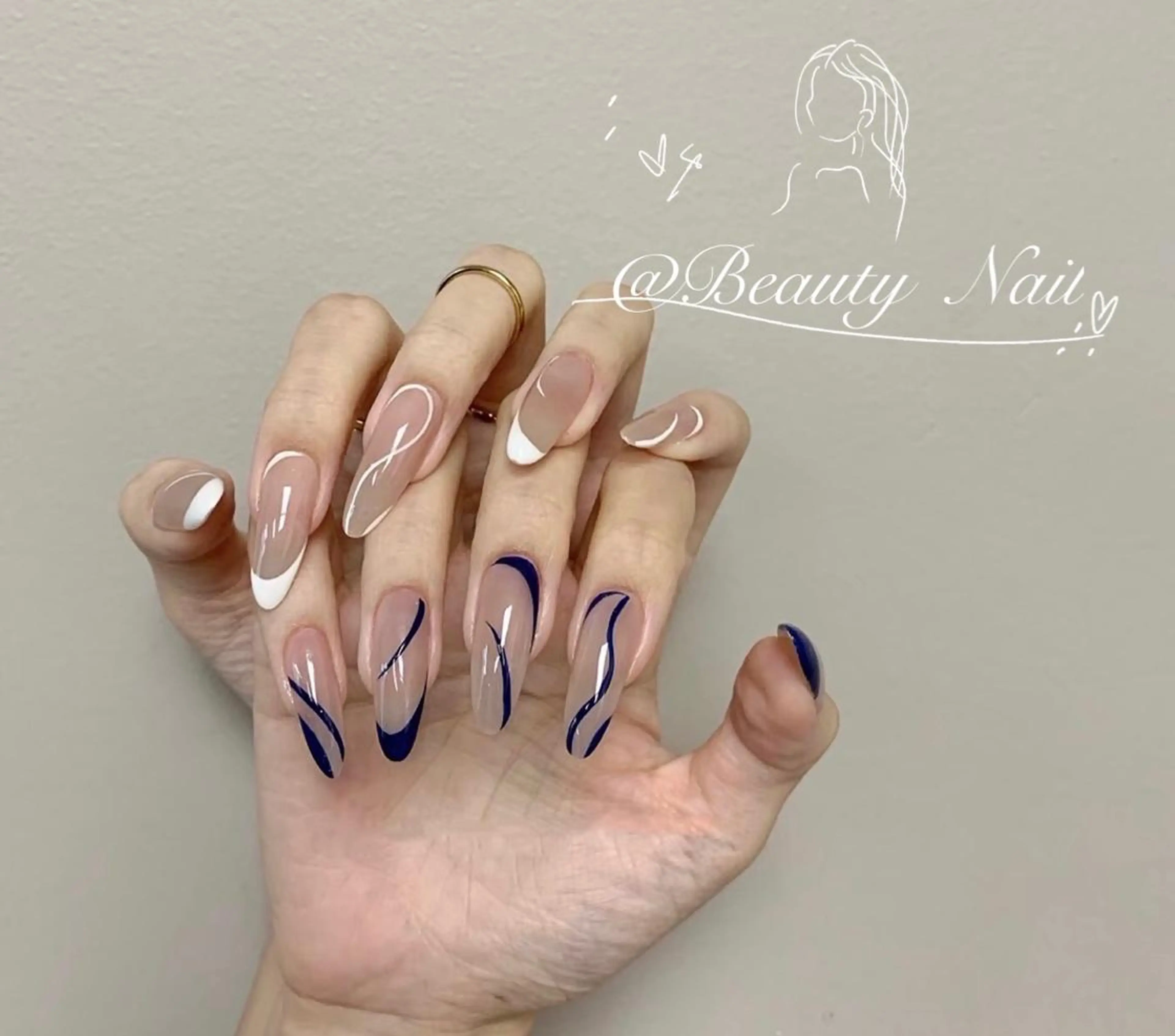 ネイル Moonstone Salon所属・Moonstone Salonのネイルデザイン