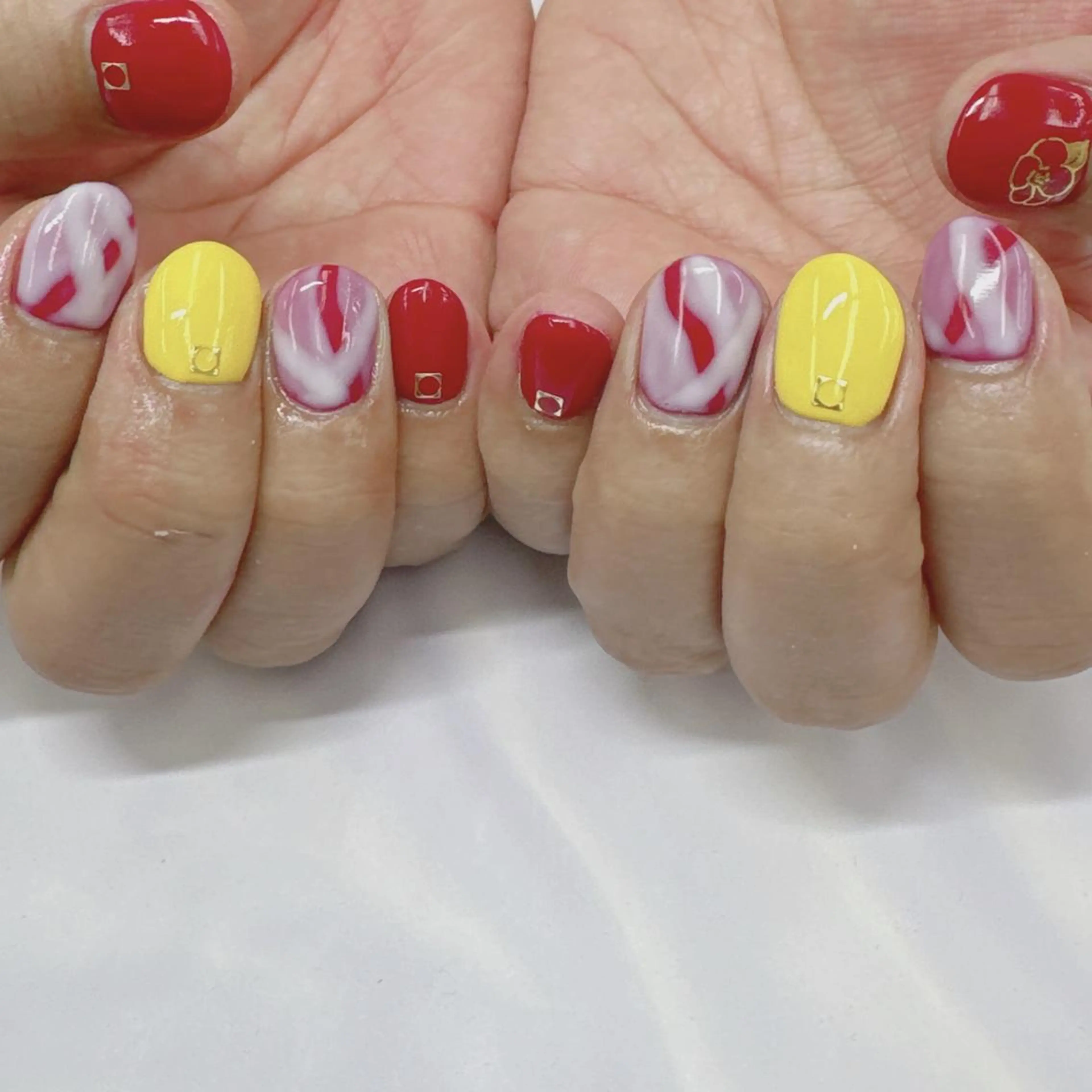 ネイル Nail salon Honey Beeのネイルデザイン