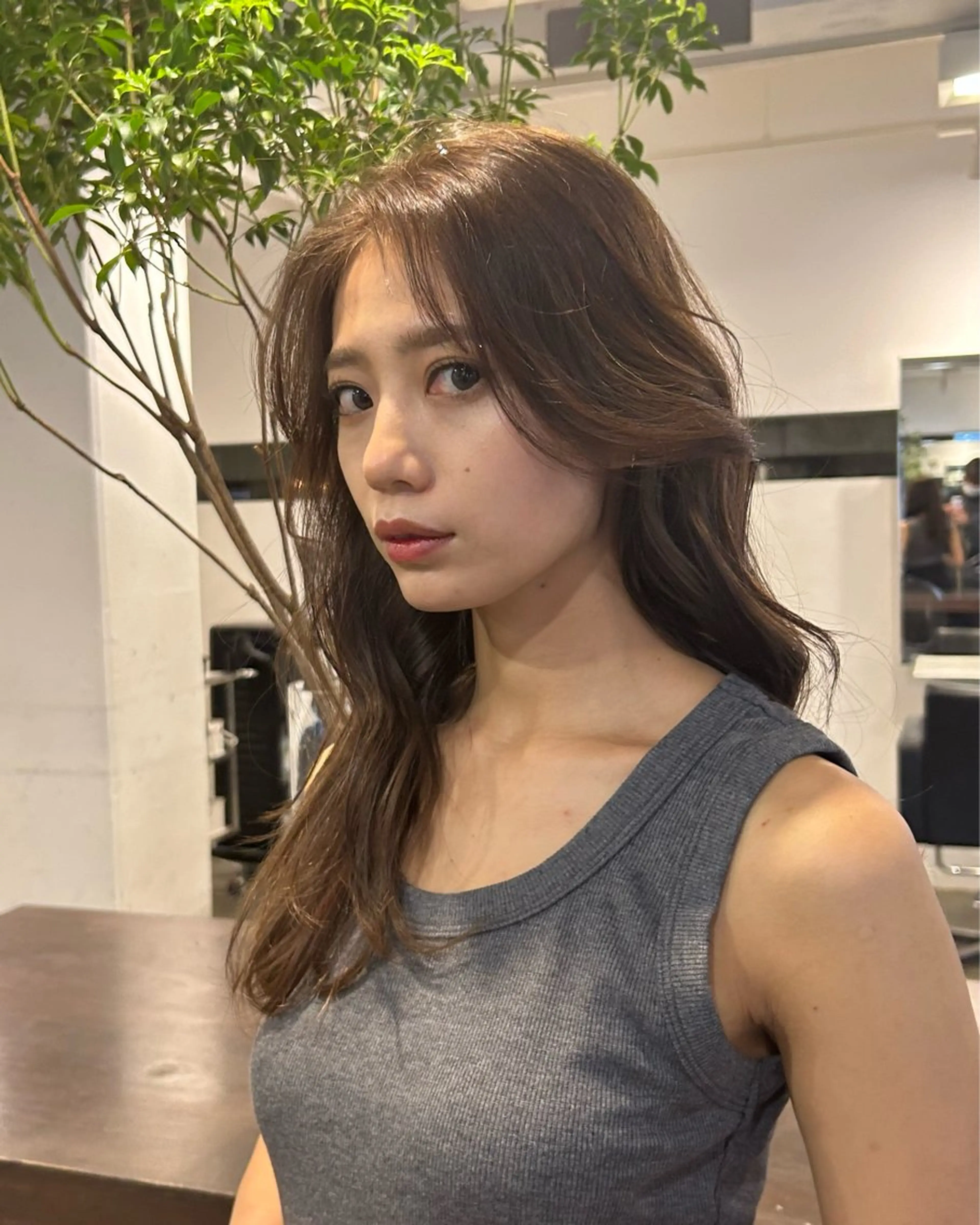 ロング ヘアカラー コテ巻き風パーマ🫧 韓国パーマ反町海大のヘアスタイル