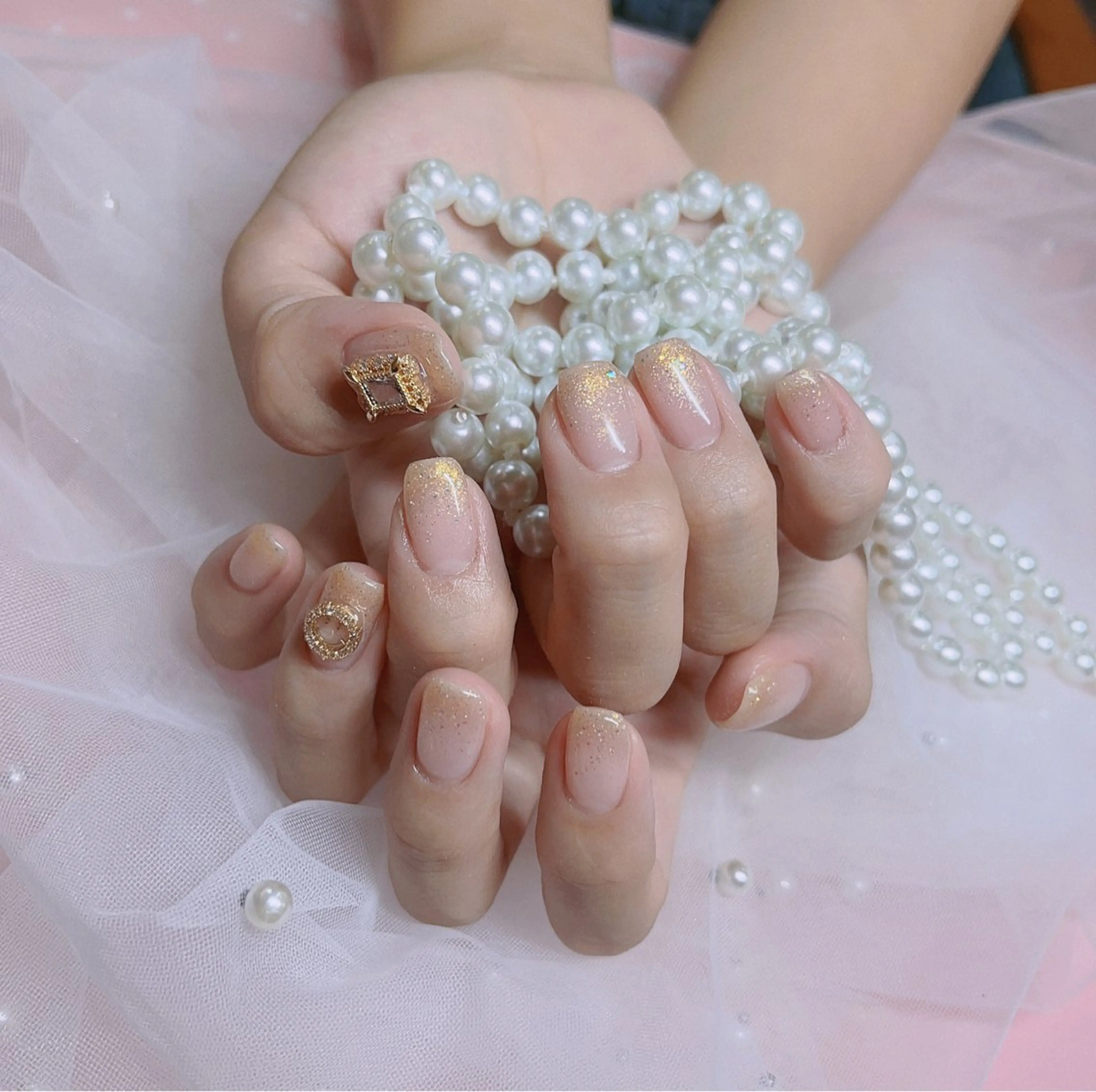 ネイル Fairyフェアリーネイルサロン所属・Nail Hibi サロンのネイルデザイン