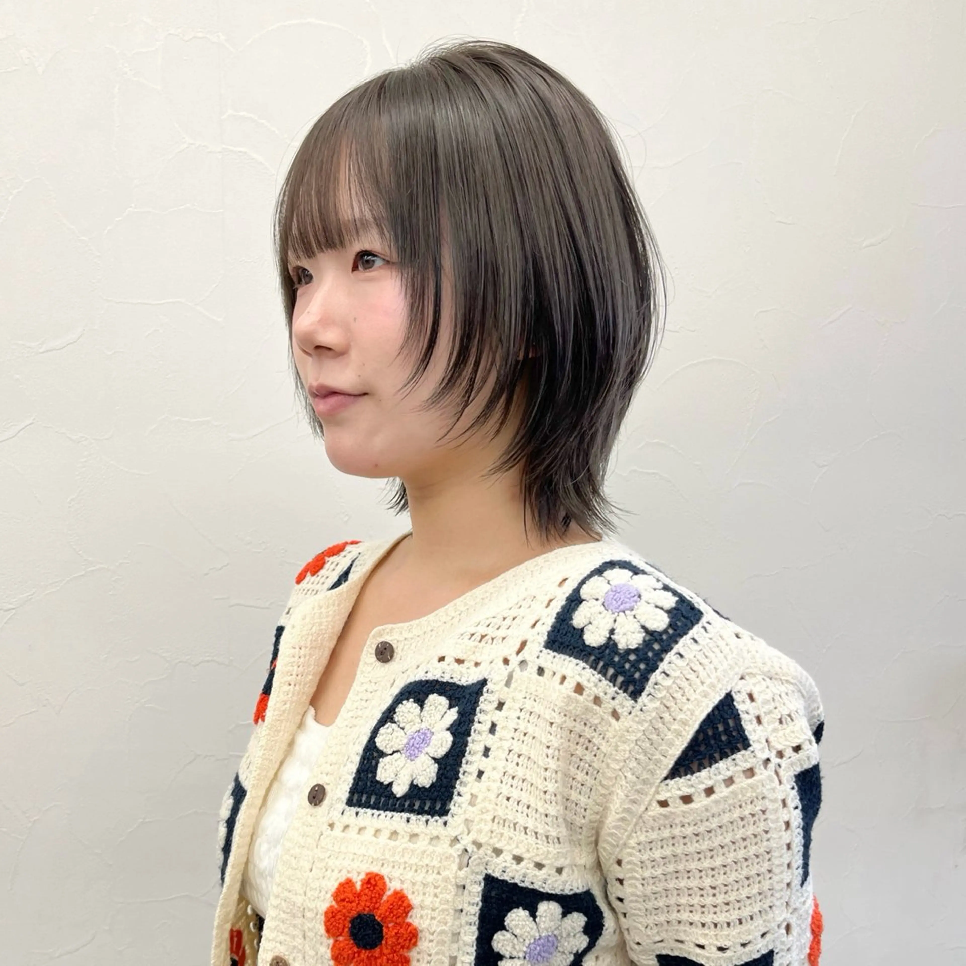 ショート カラー ブリーチ グレージュ ブリーチなしカラー ボブ 髪質改善 カット ヘアカラー トリートメント 初めてのショート お任せください✂️のヘアスタイル