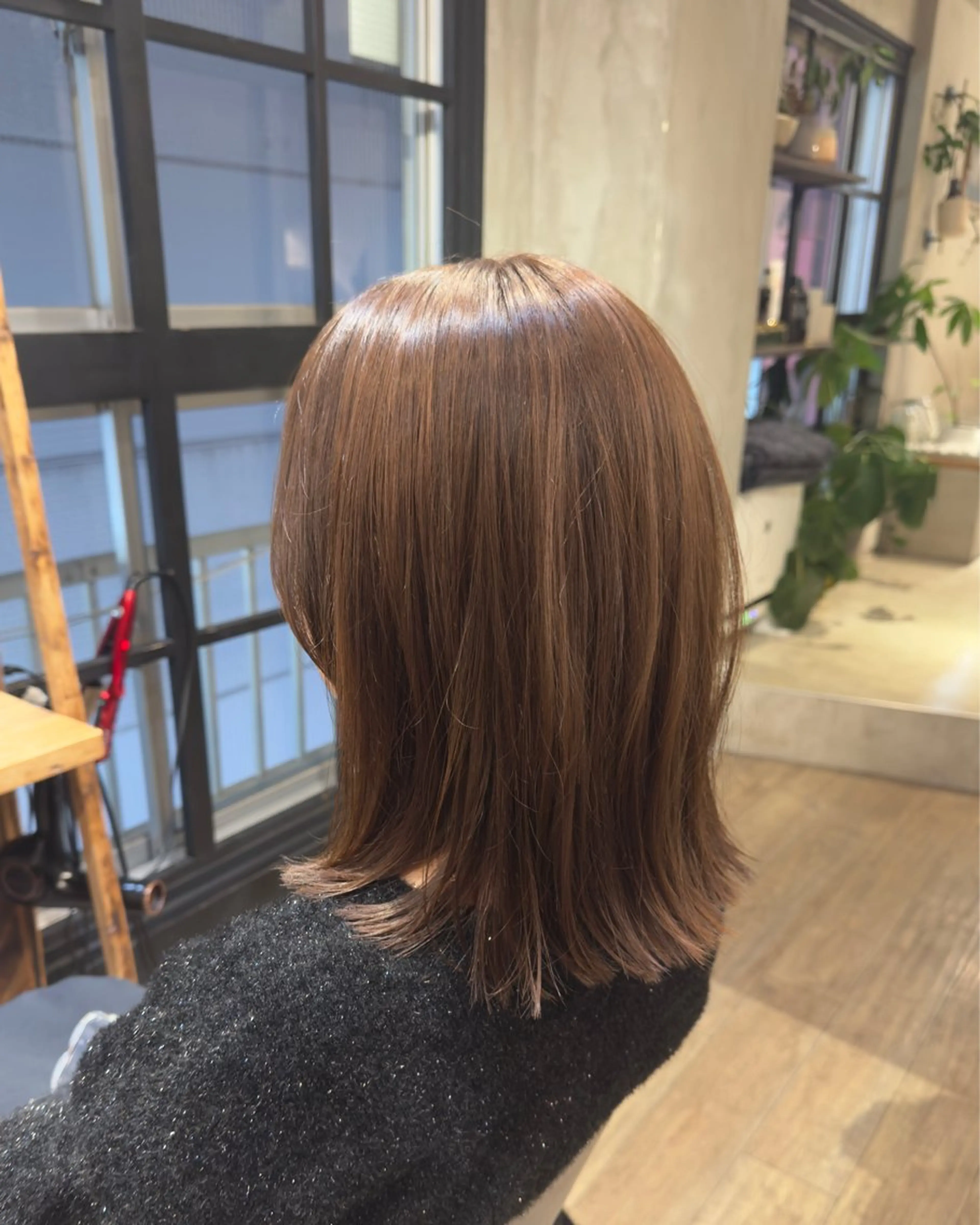 ミディアム ボブ くびれヘア 小顔カット 外ハネヘア カット ヘアカラー トリートメント ボブ/レイヤー/新宿 /透明感/KOKIのヘアスタイル