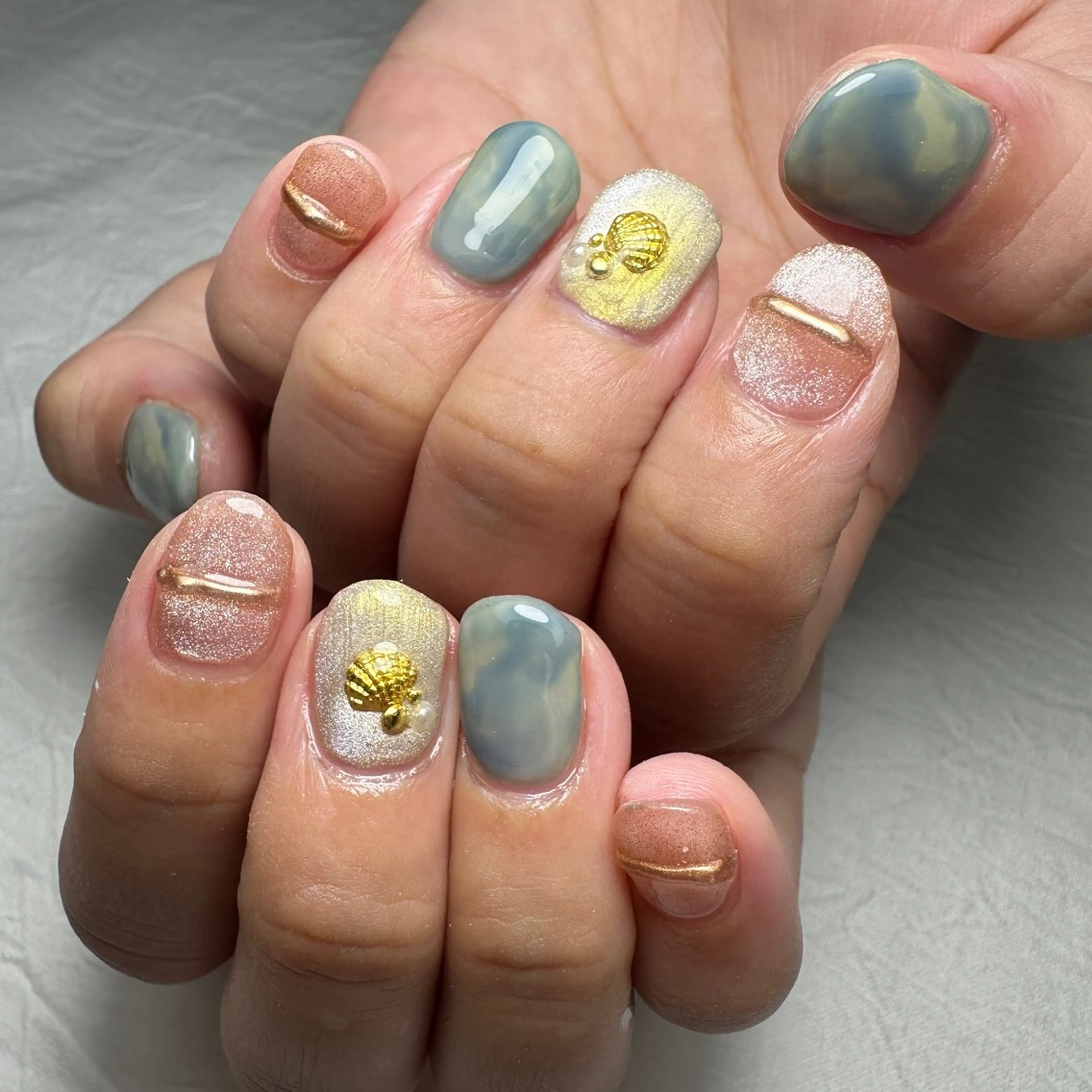 ネイル 駒月 明日香のネイルデザイン