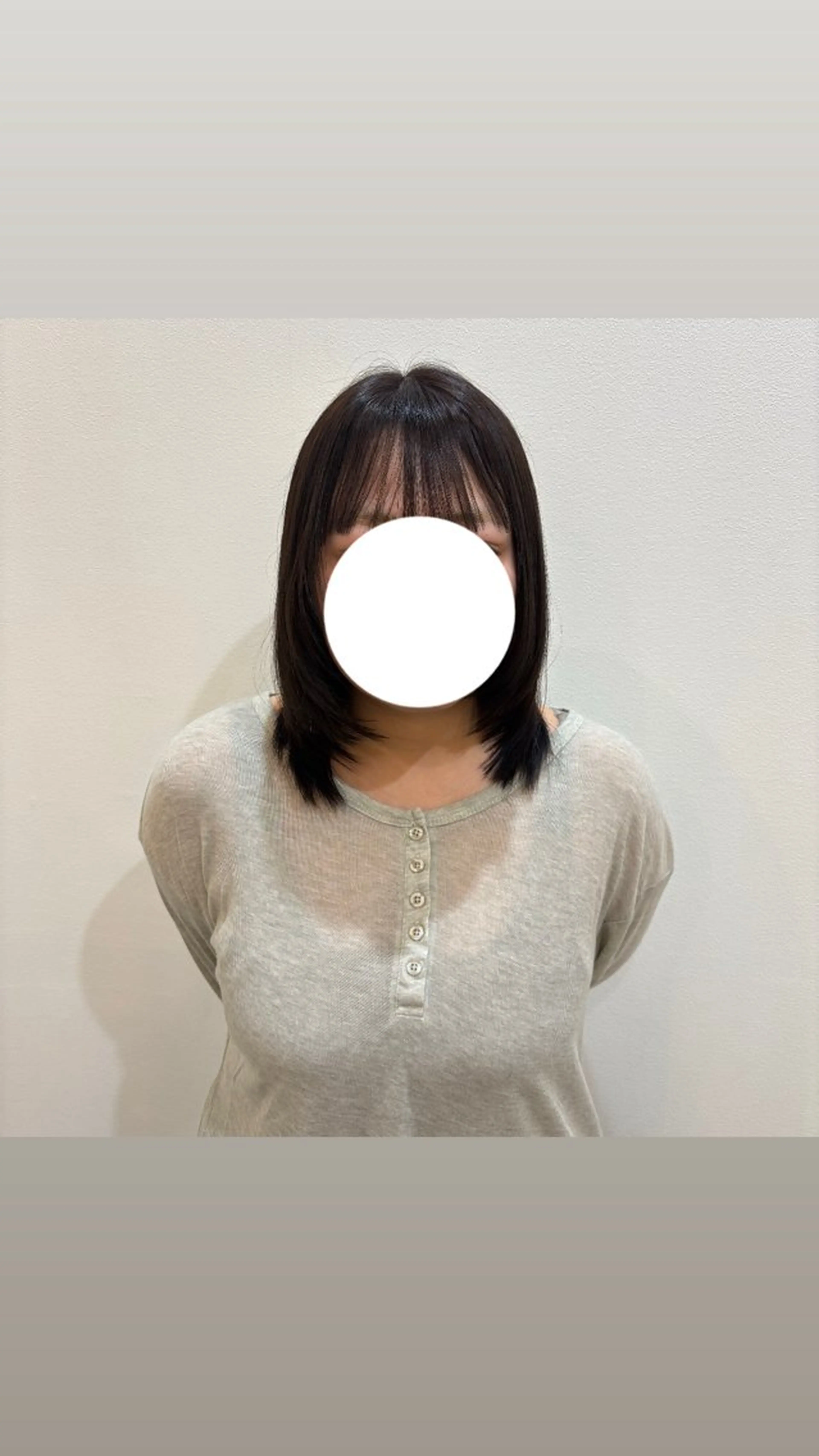 ミディアム カラー ミディアムレイヤー レイヤーカット 佐藤 優里のヘアスタイル