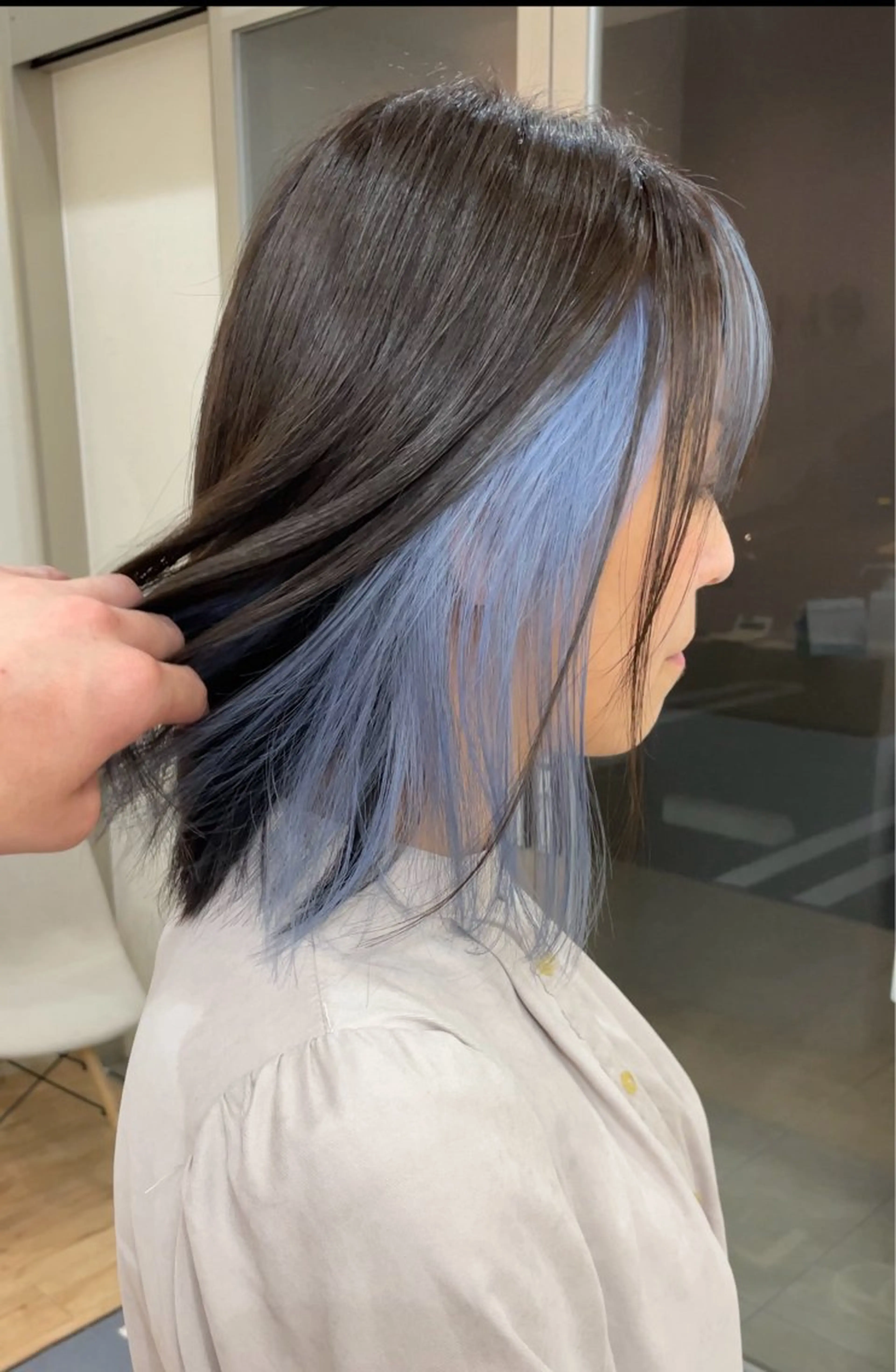 ミディアム カラー ブルーカラー 橋本翔 /レイヤーカットのヘアスタイル