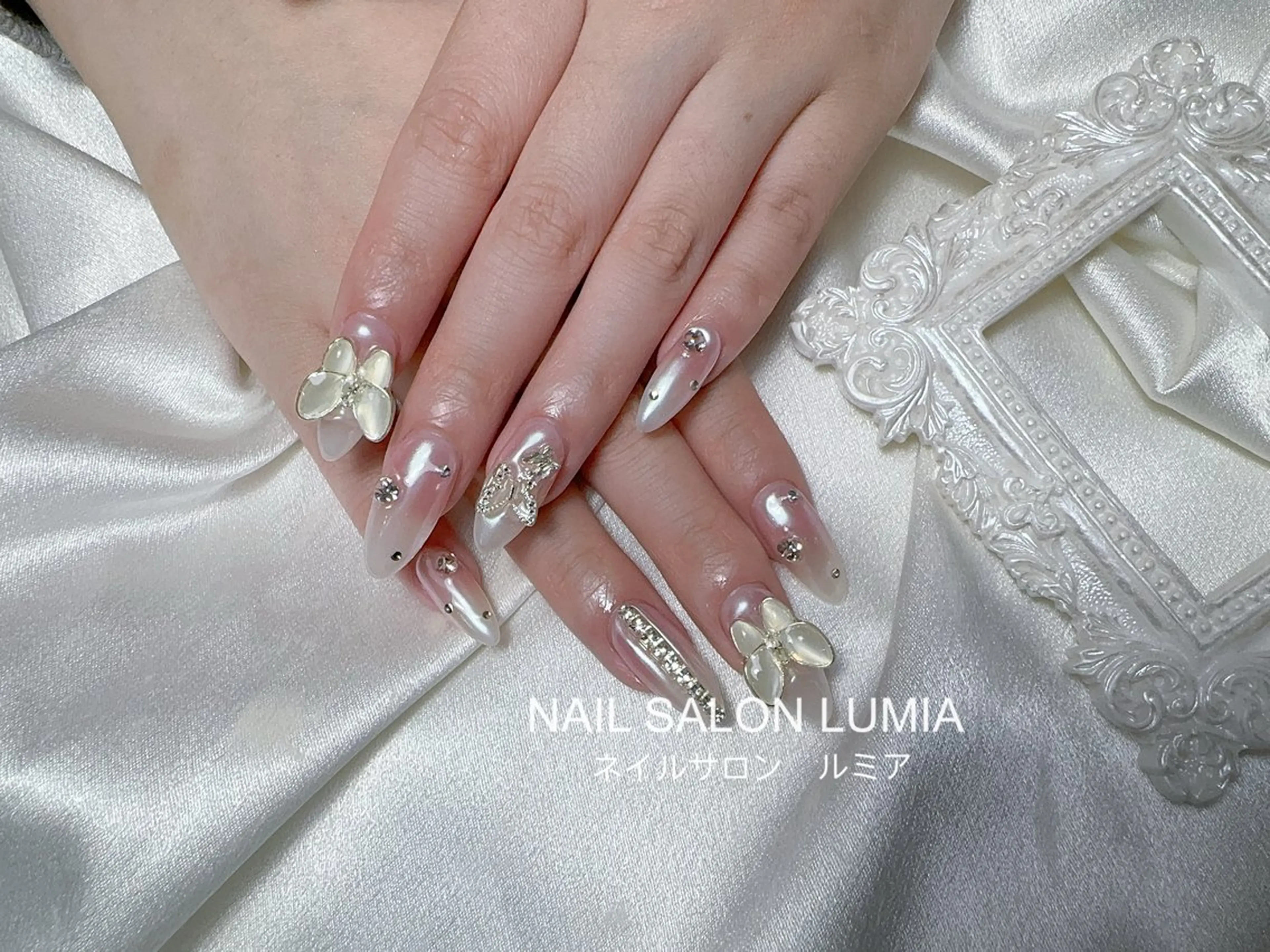 ネイル ハンドネイル ネイルサロン ルミア Lumia 店長のネイルデザイン