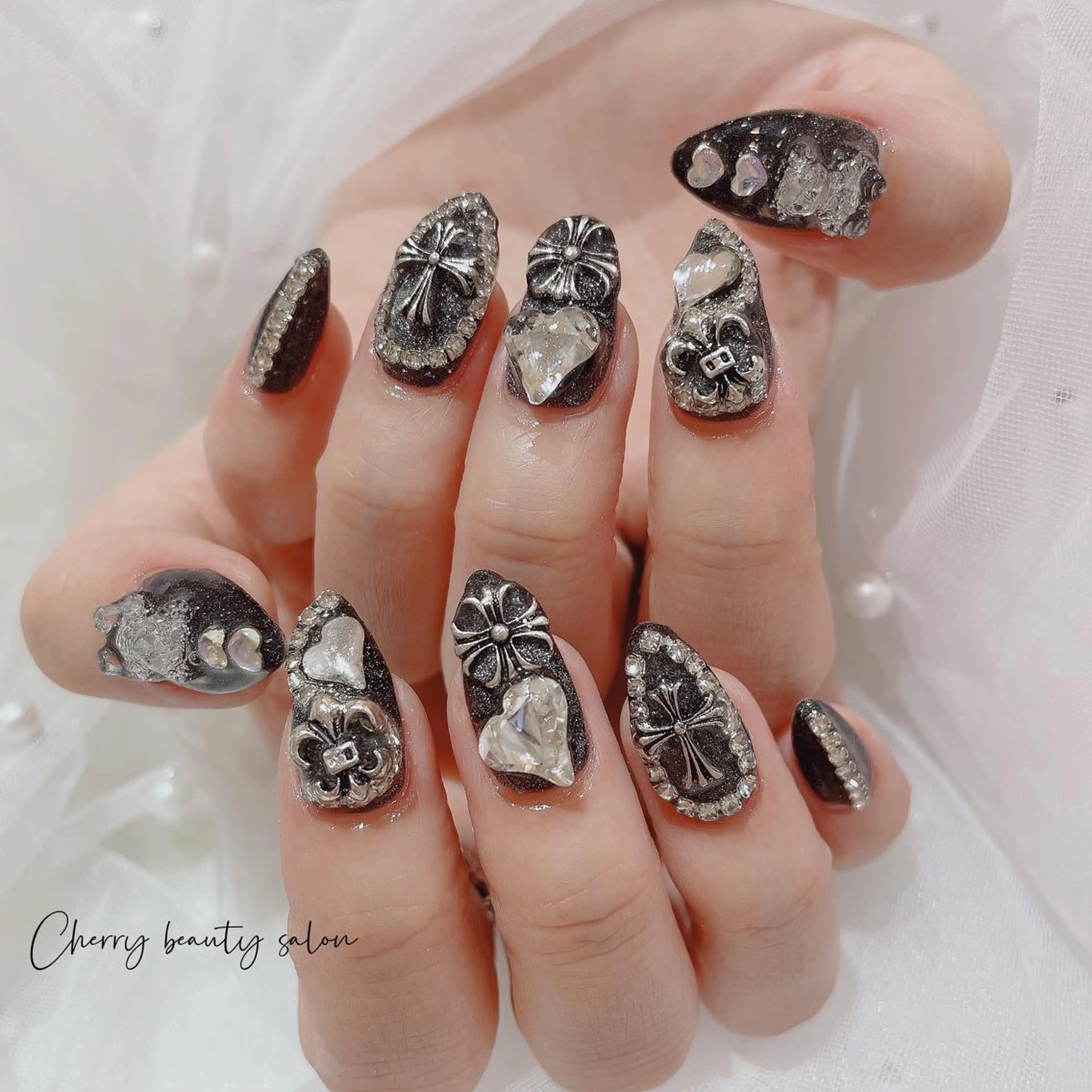 【ジェル】持ち込み120分やり放題/ 新規の方オフ無料の写真