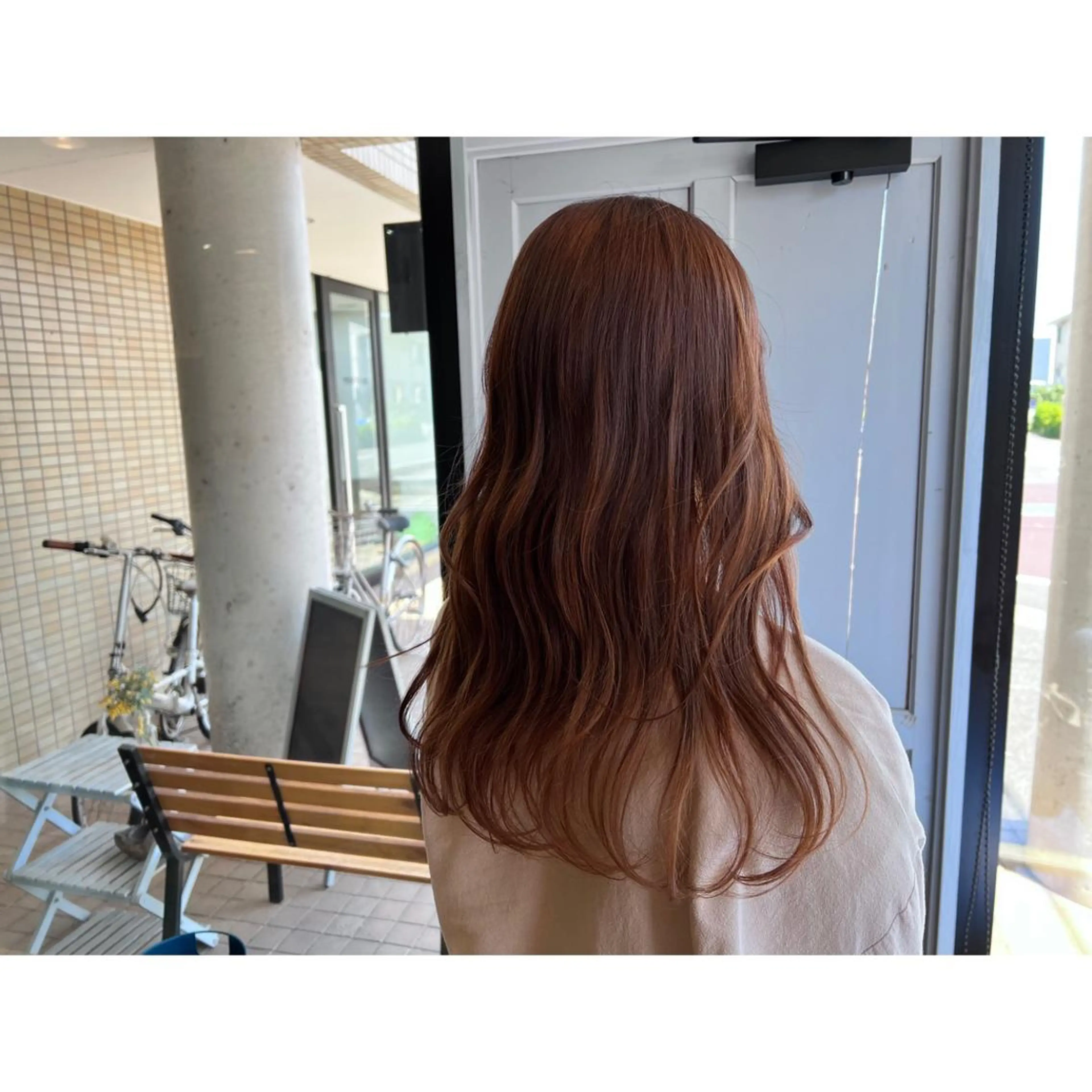 ロング カラー ベージュカラー ピンクカラー ピンクベージュ ヘアカラー トリートメント ツキダテ ユイのヘアスタイル