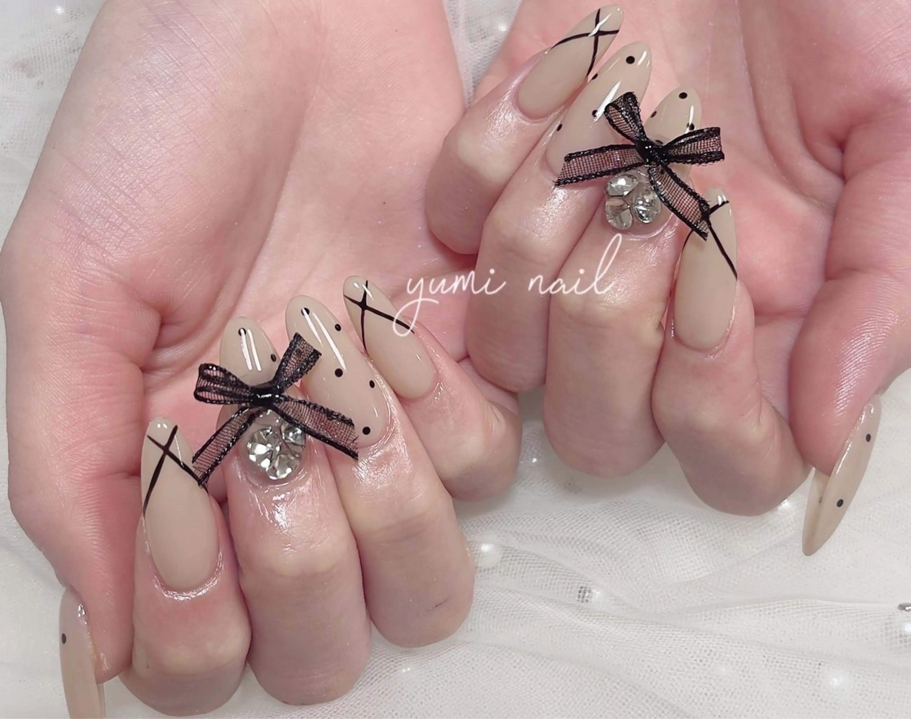 ネイル ハンドネイル 𝐲𝐮𝐦𝐢🎀 長さ出しデザイン専門のネイルデザイン